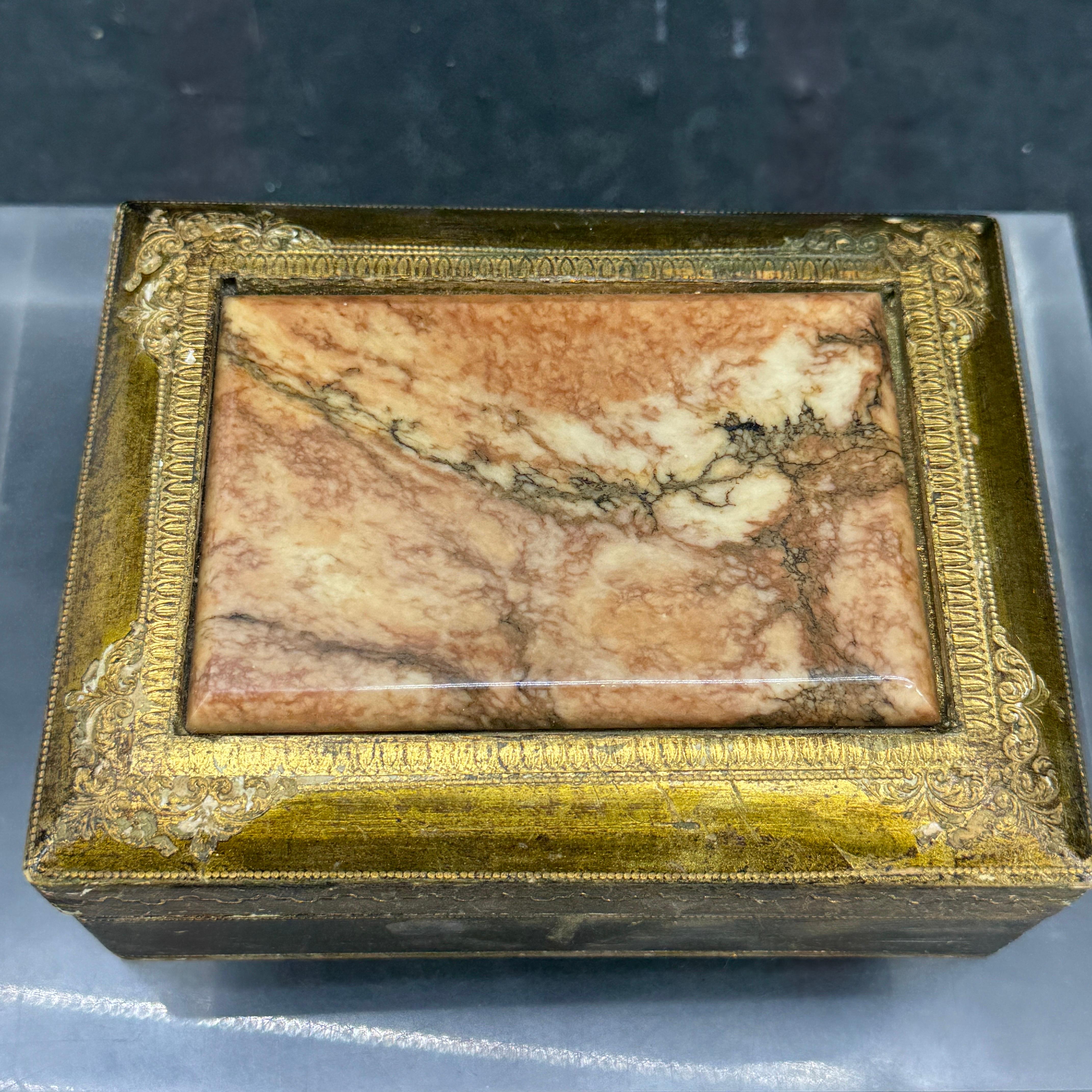 Large Florentine Rectangular Giltwood and Marble Box Rectangular, Italy In Good Condition In Haddonfield, NJ