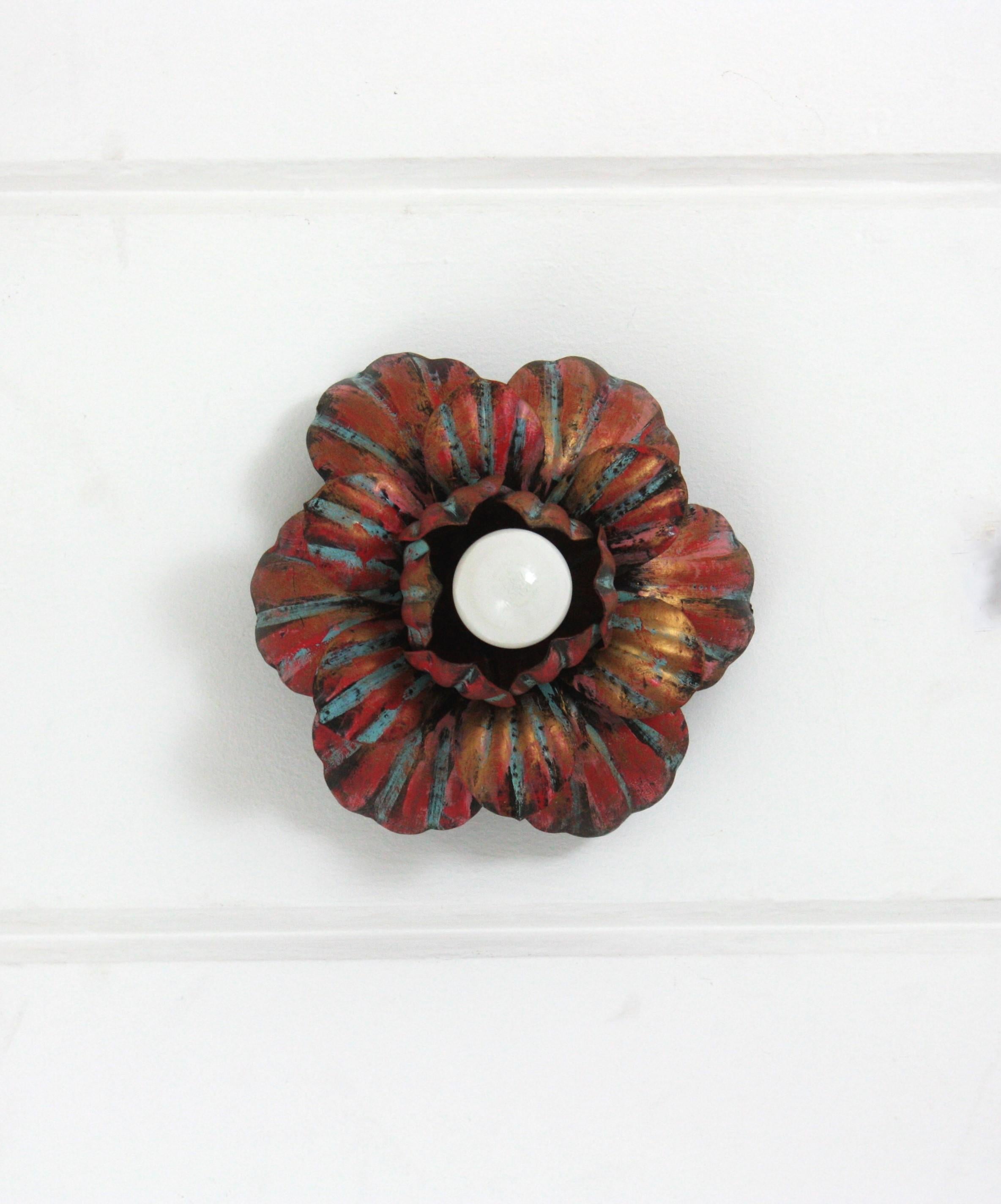 Grande applique à bourgeons de fleurs en fer polychromé en vente 9