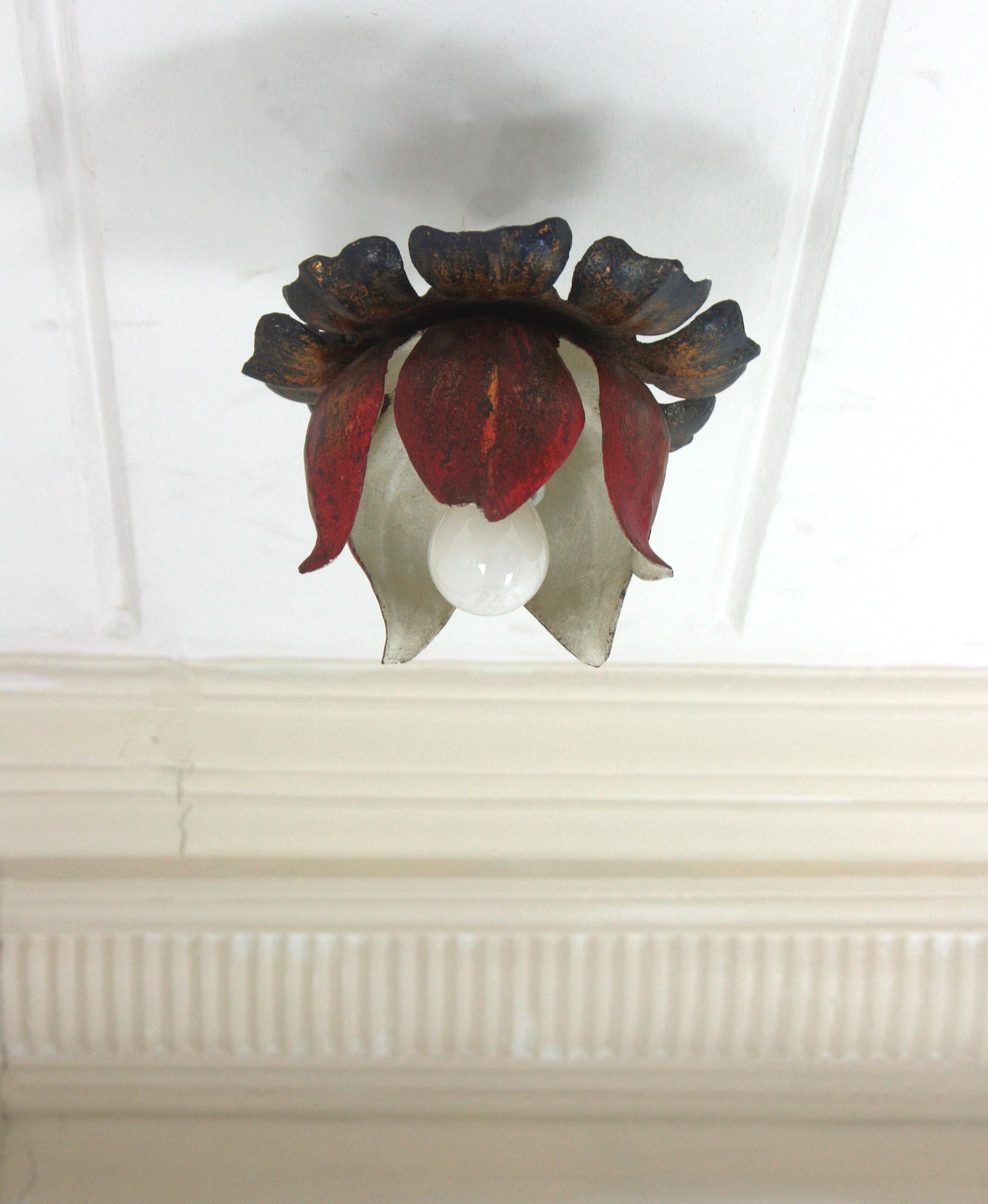 Large Flower Bud Red Polychromed Ceiling Light Fixture In Good Condition For Sale In Barcelona, ES
