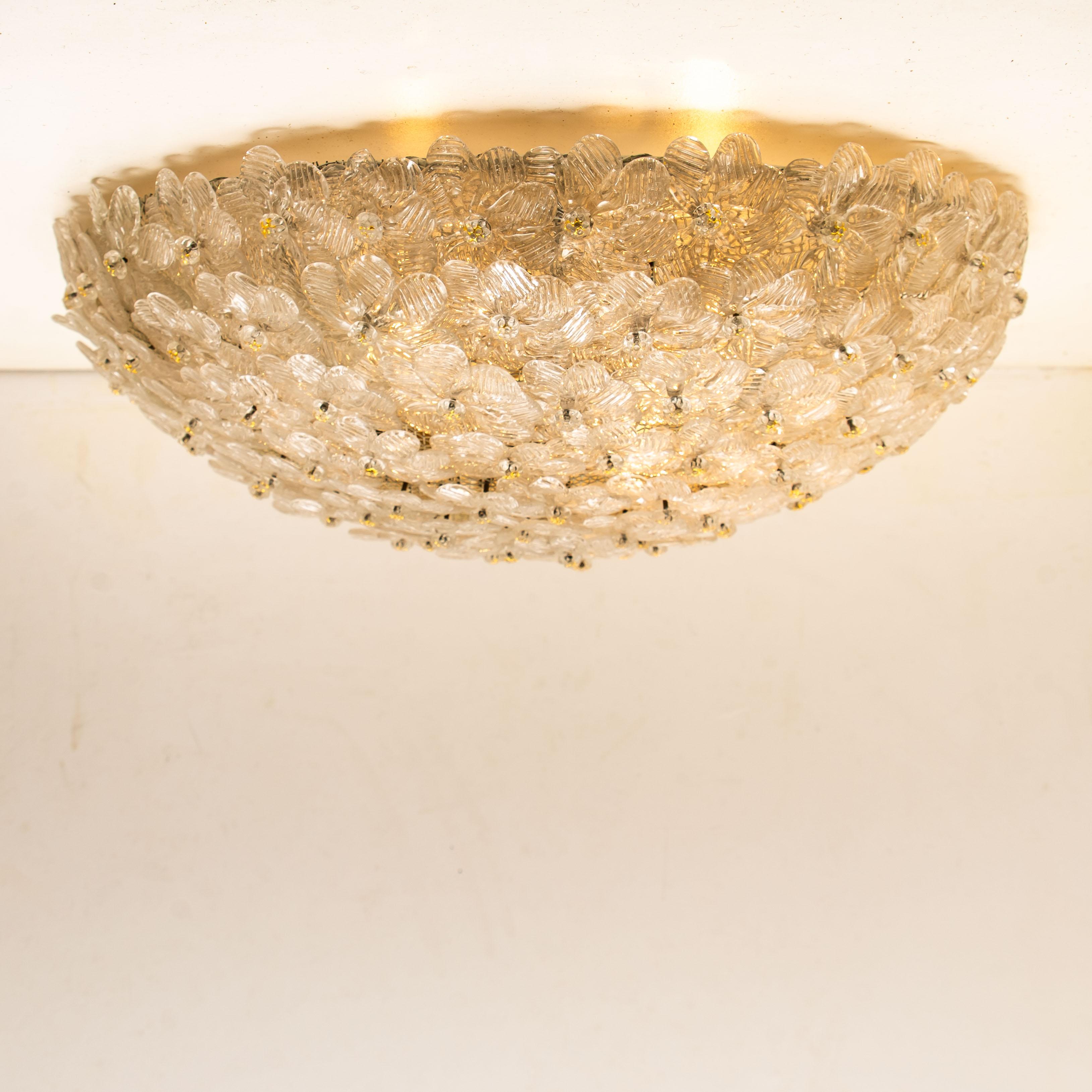 Mid-Century Modern Large Flower Light Fixture or Flushmount by Barovier & Toso, Murano, 1990s