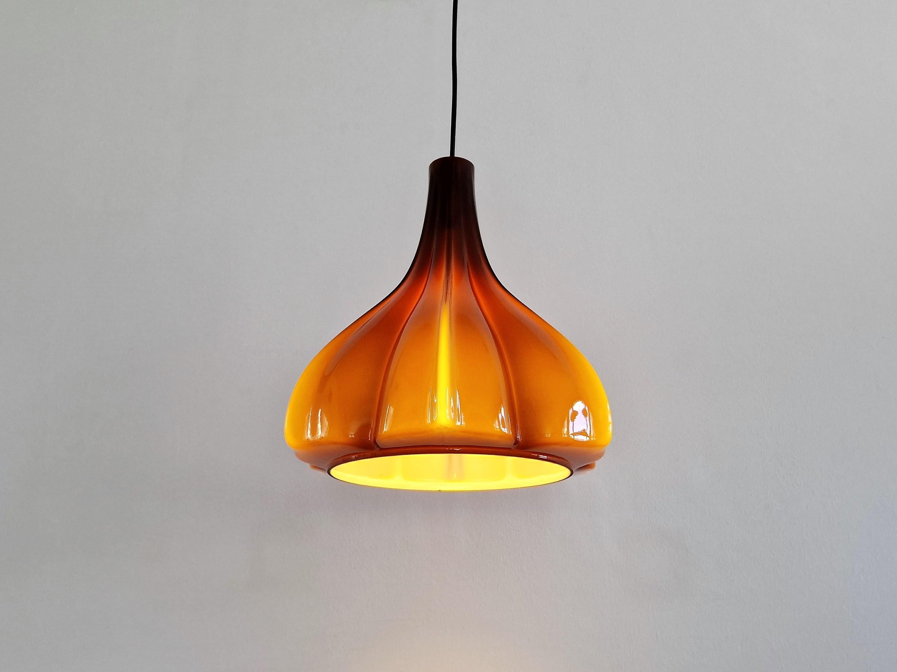 Large Flower Shaped Brown Glass Pendant Lamp by Peill & Putzler, Germany 1960's In Good Condition In Steenwijk, NL