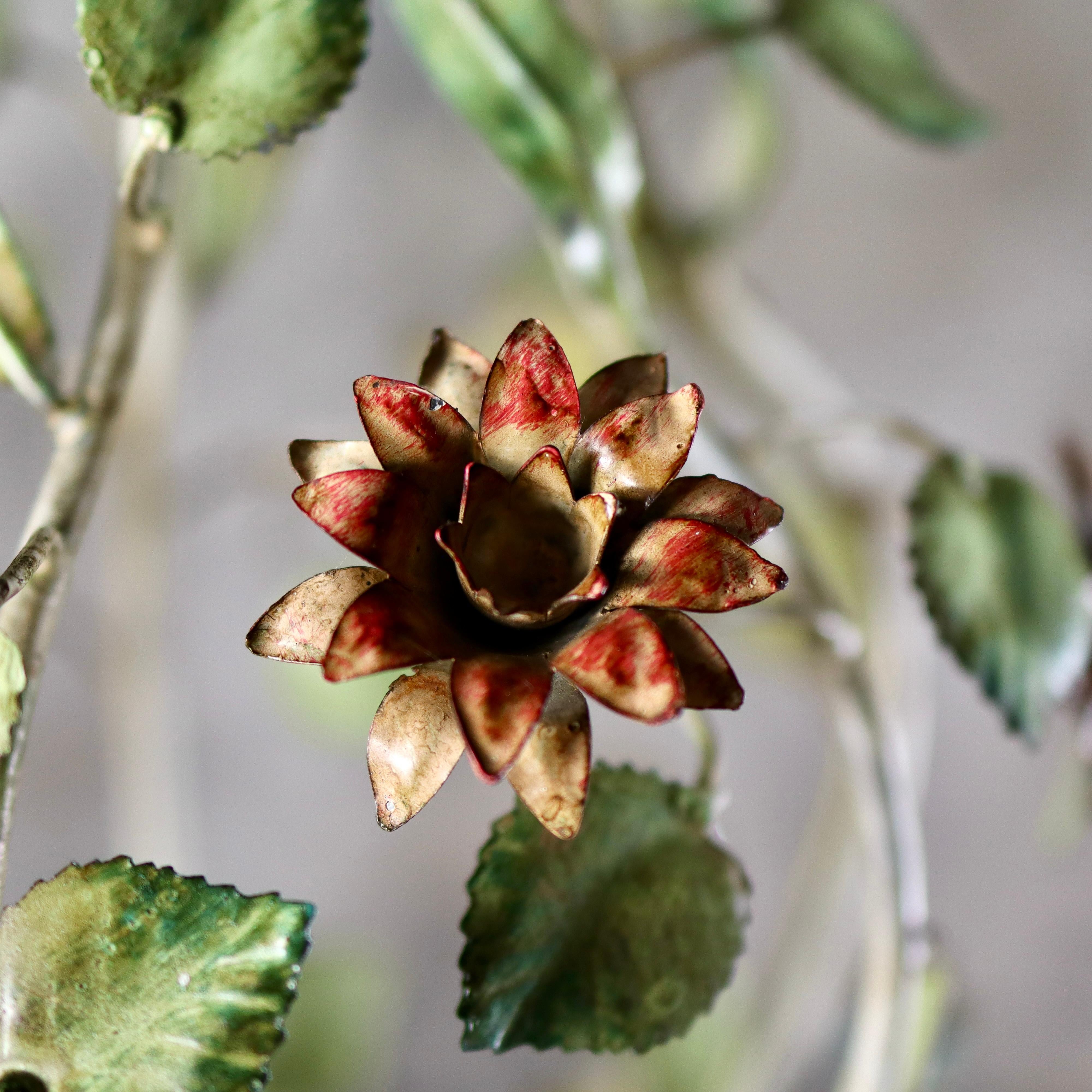 Large flowers and leaves toleware chandelier from the 1940s, Italy 4