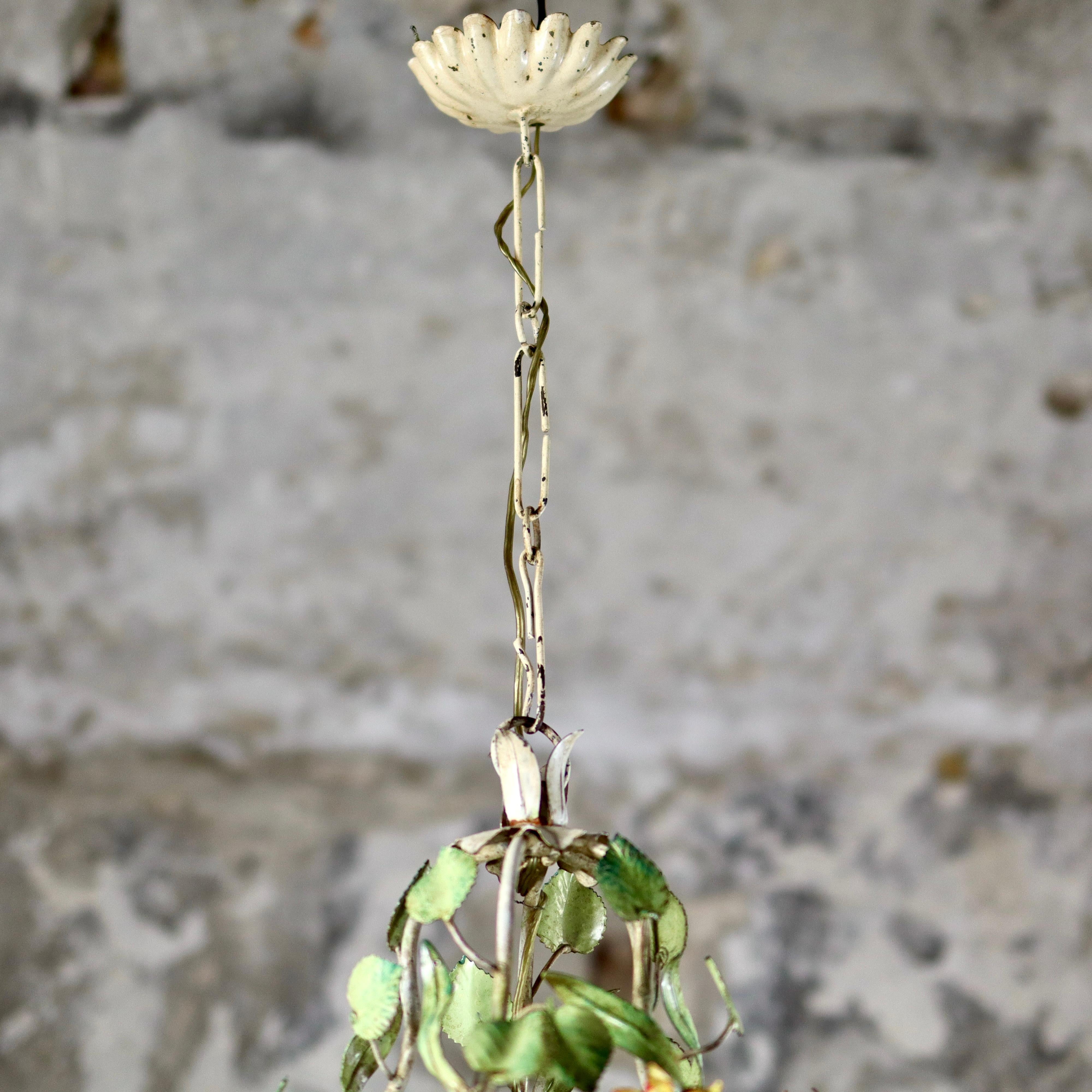 Large flowers and leaves toleware chandelier from the 1940s, Italy 7