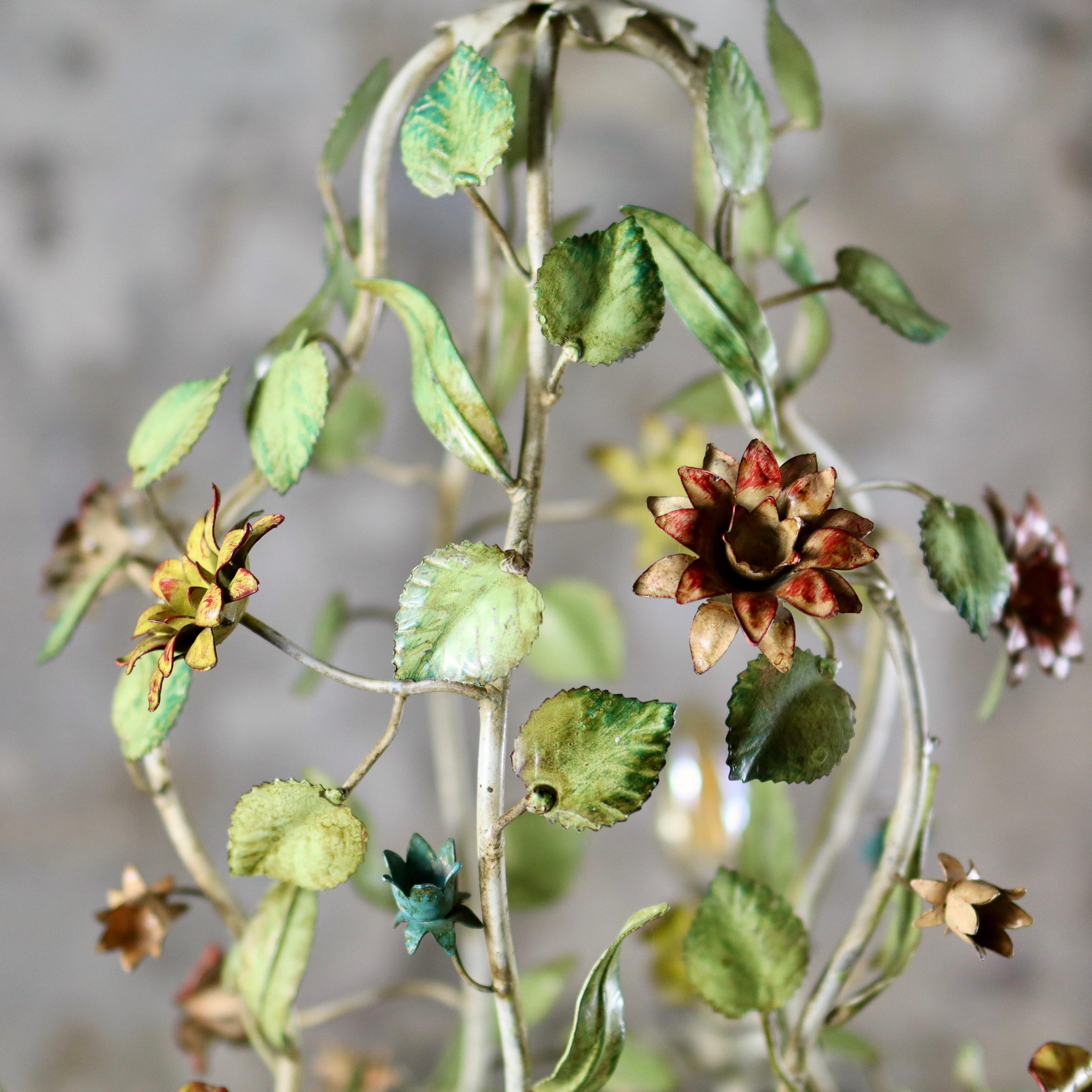 Metal Large flowers and leaves toleware chandelier from the 1940s, Italy