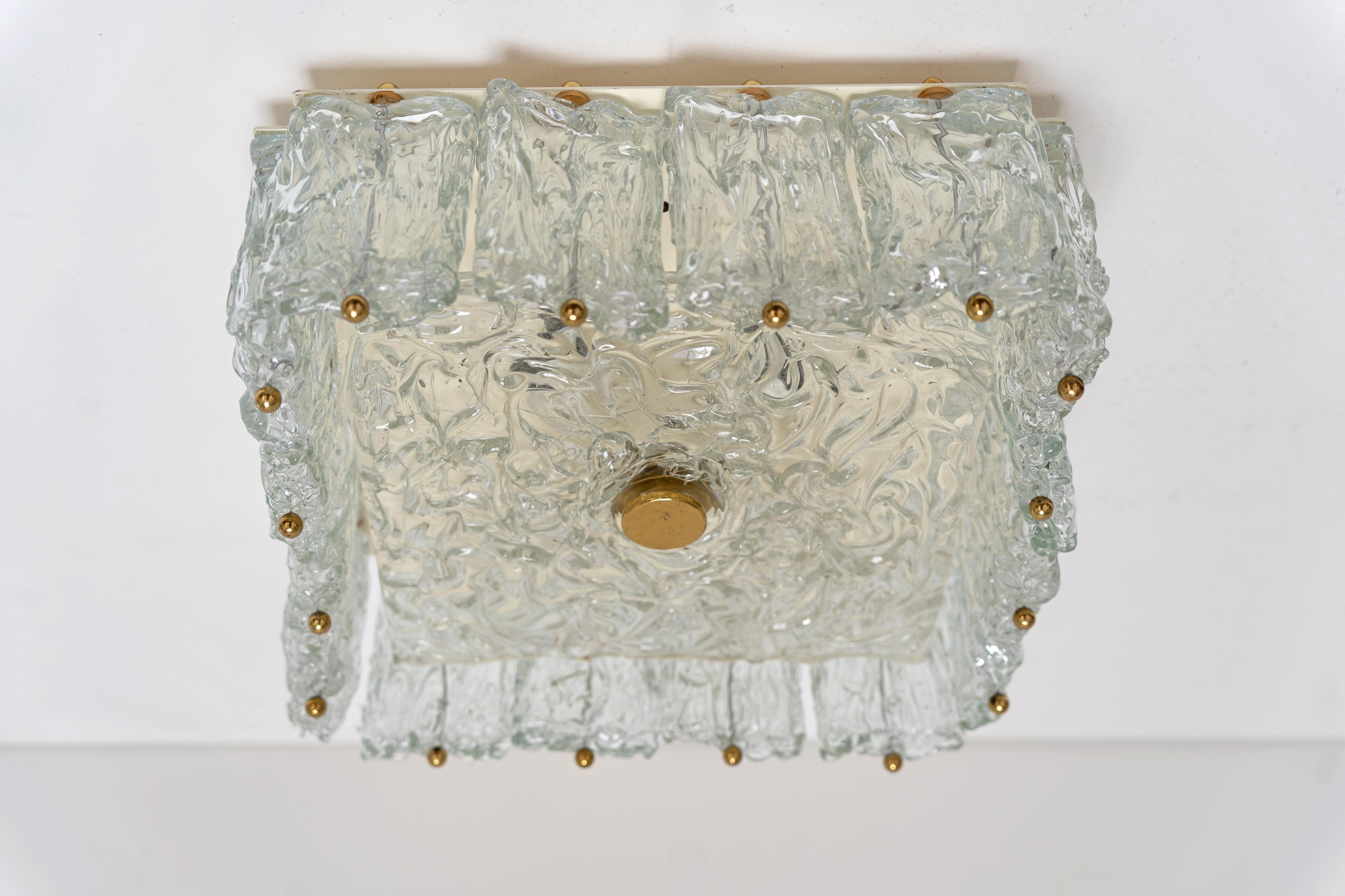 Mid-Century moderno Grande plafoniera a incasso di Barovier&Toso, vetro e ottone, anni '60 in vendita
