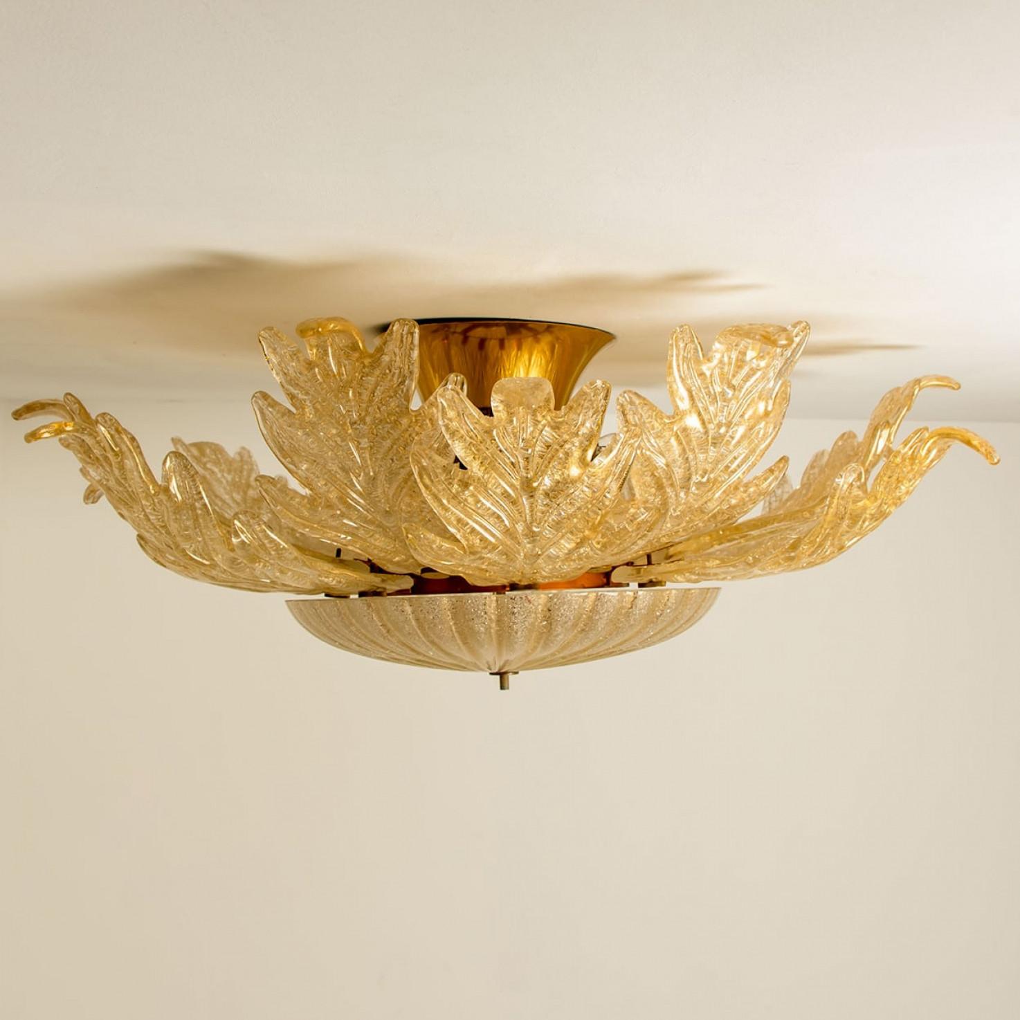 Milieu du XXe siècle Barovier & Toso - Grand verre de Murano à poser ou suspendre, Italie, 1969 en vente