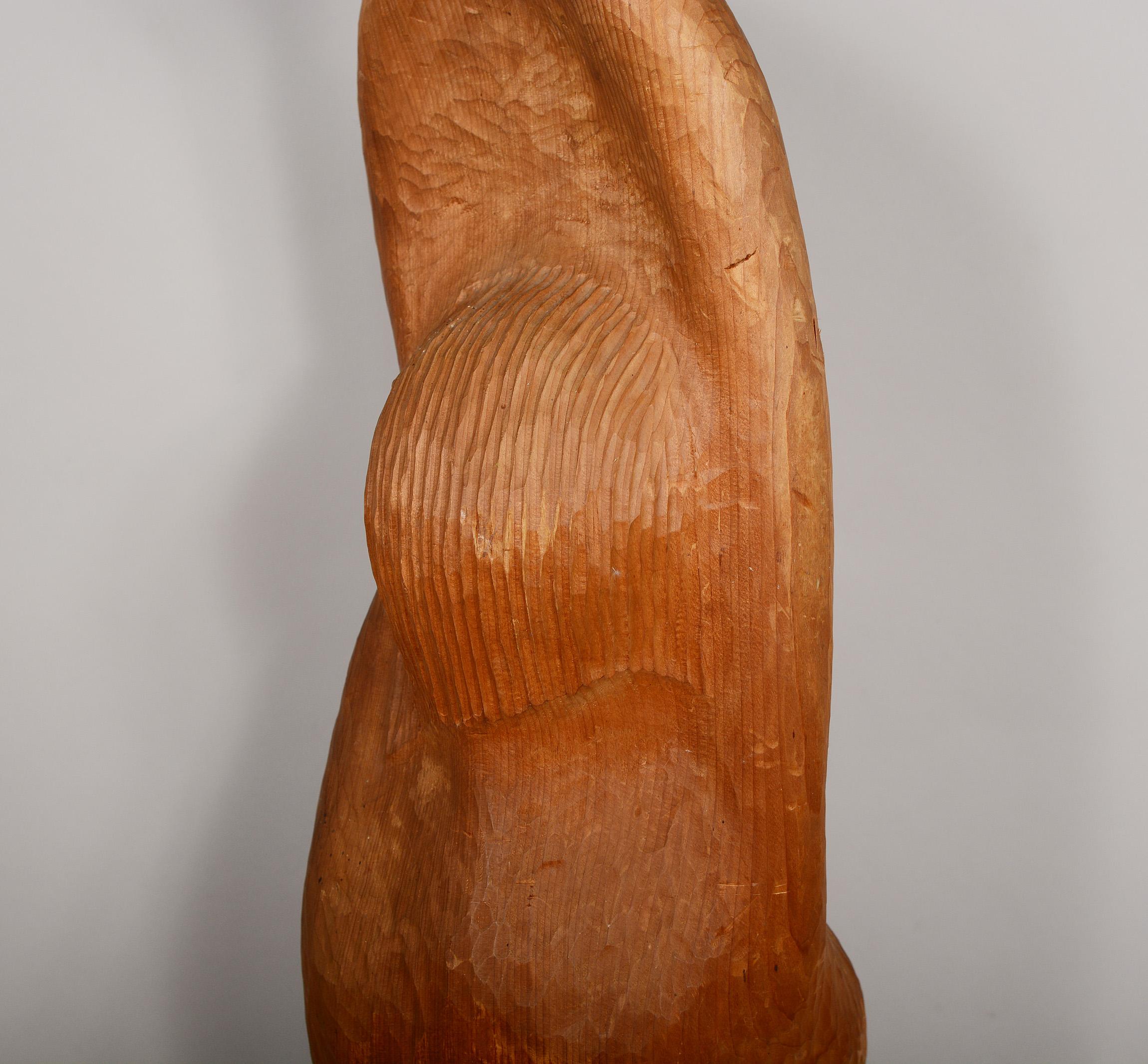 20ième siècle Grande sculpture en bois d'artisanat représentant une femme nue en vente