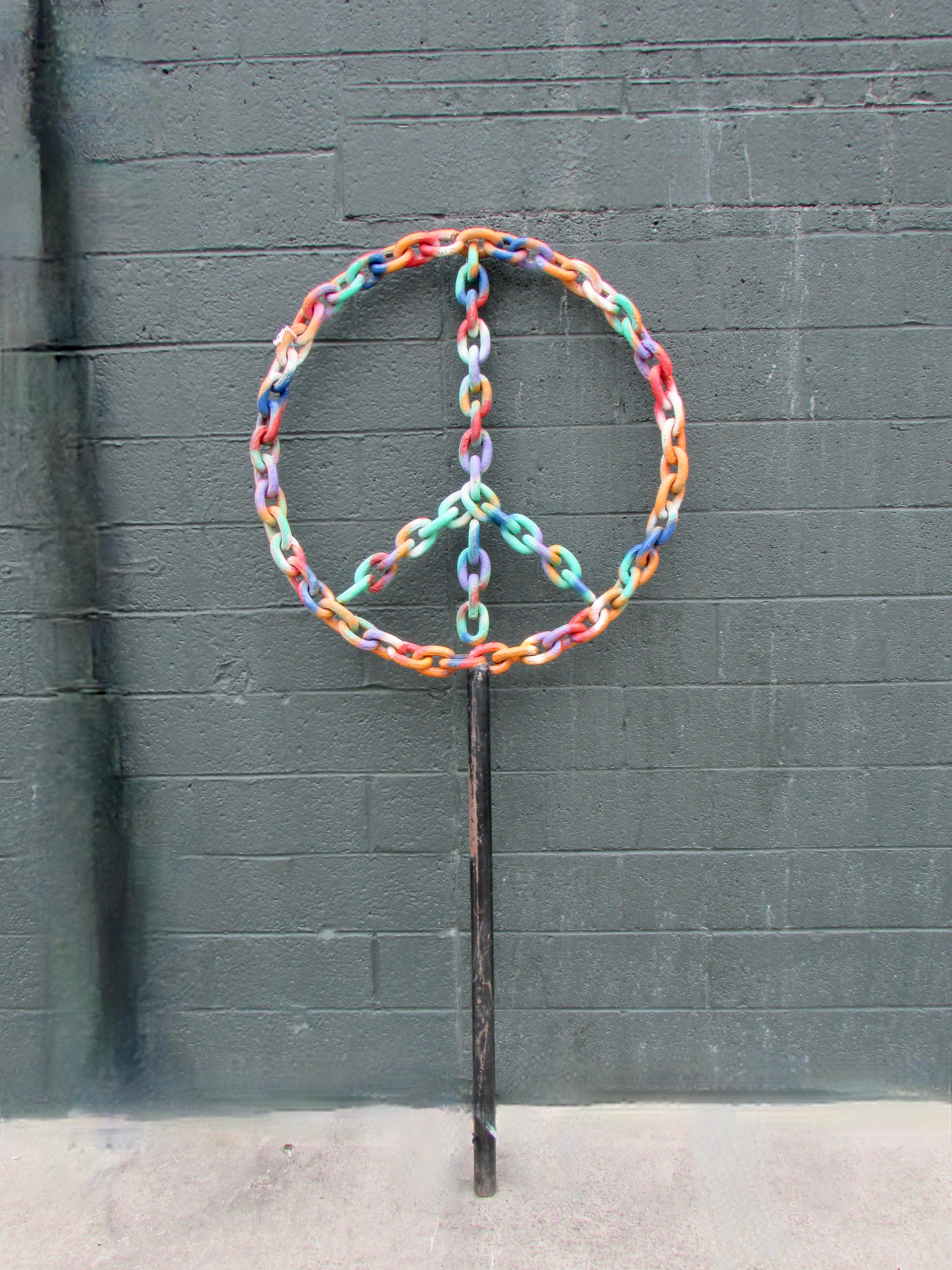 Large Folk Art Welded Chain Peace Sign Garden Sculpture In Distressed Condition For Sale In Ferndale, MI