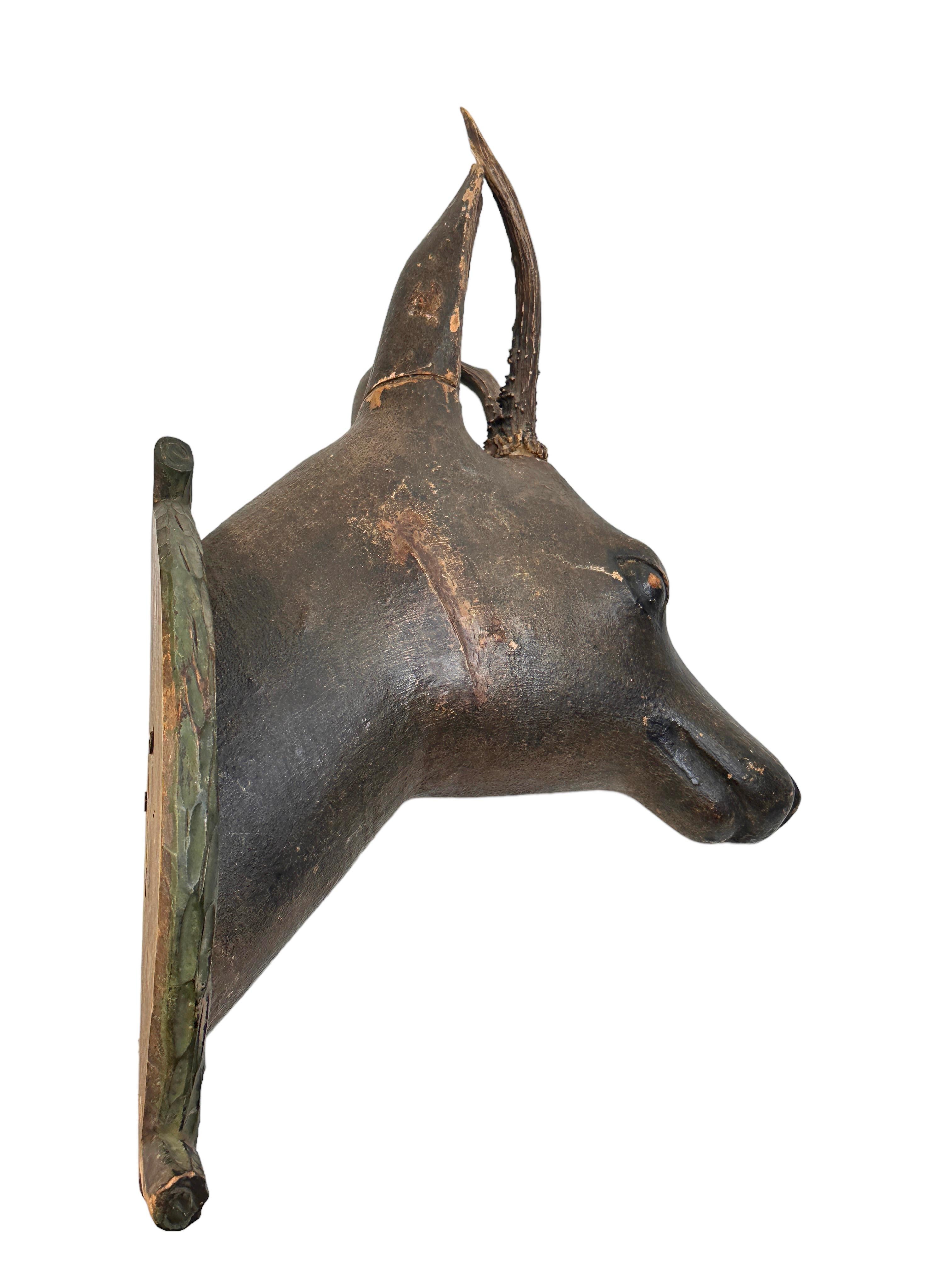 Large Folk Art Wood Carved Deer Head with Real Antlers, Austria 19th Century In Good Condition In Nuernberg, DE
