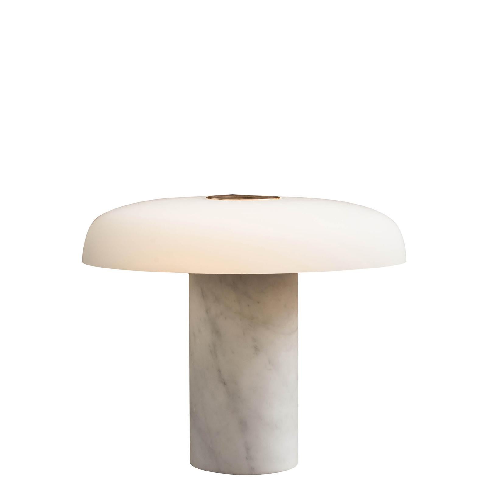 Large Fontana Arte 'Tropico' White Marble & Glass Table Lamp by Studio Buratti In New Condition For Sale In Glendale, CA