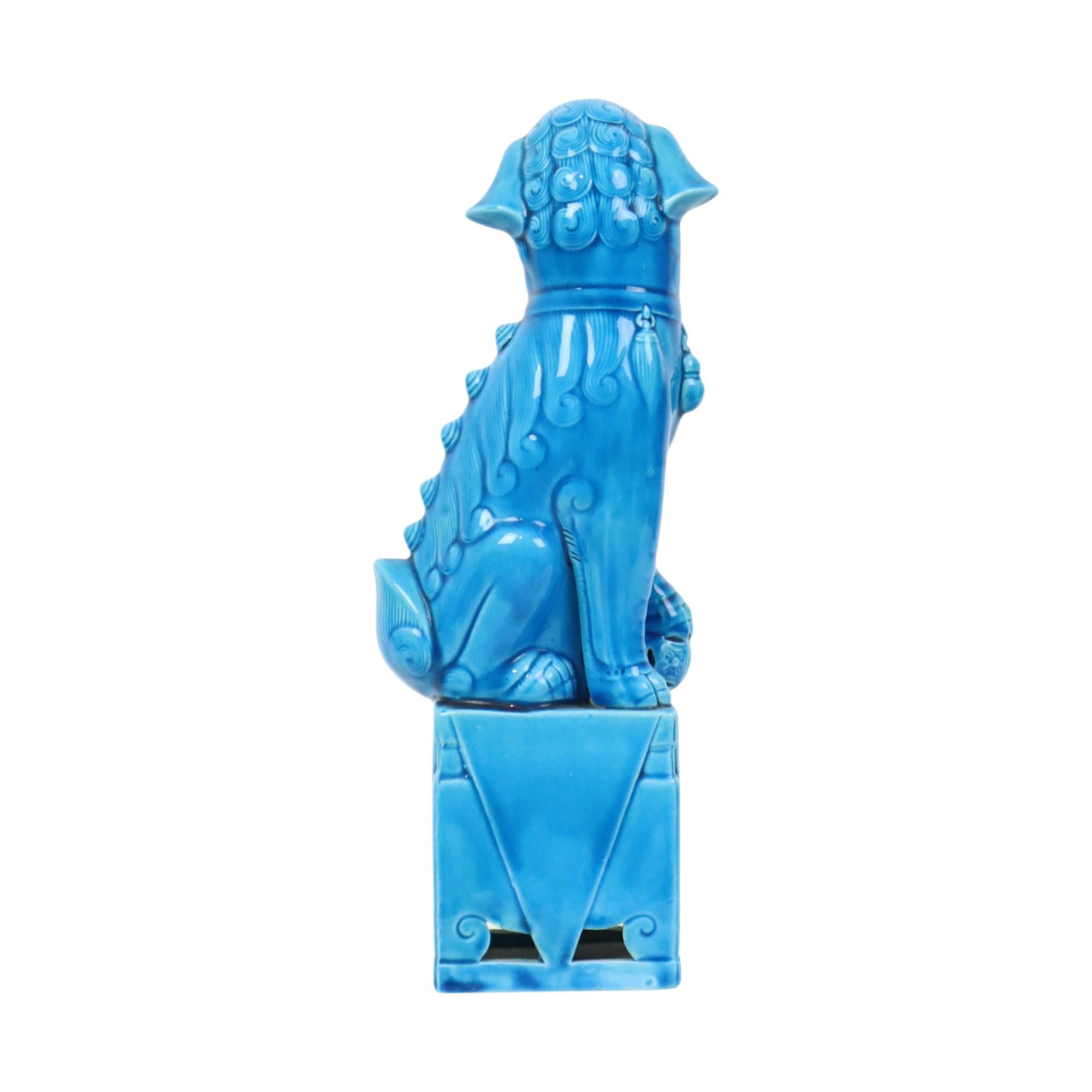 Smaltato Grande Cane Foo Temple Lion in ceramica smaltata blu 32 cm in vendita