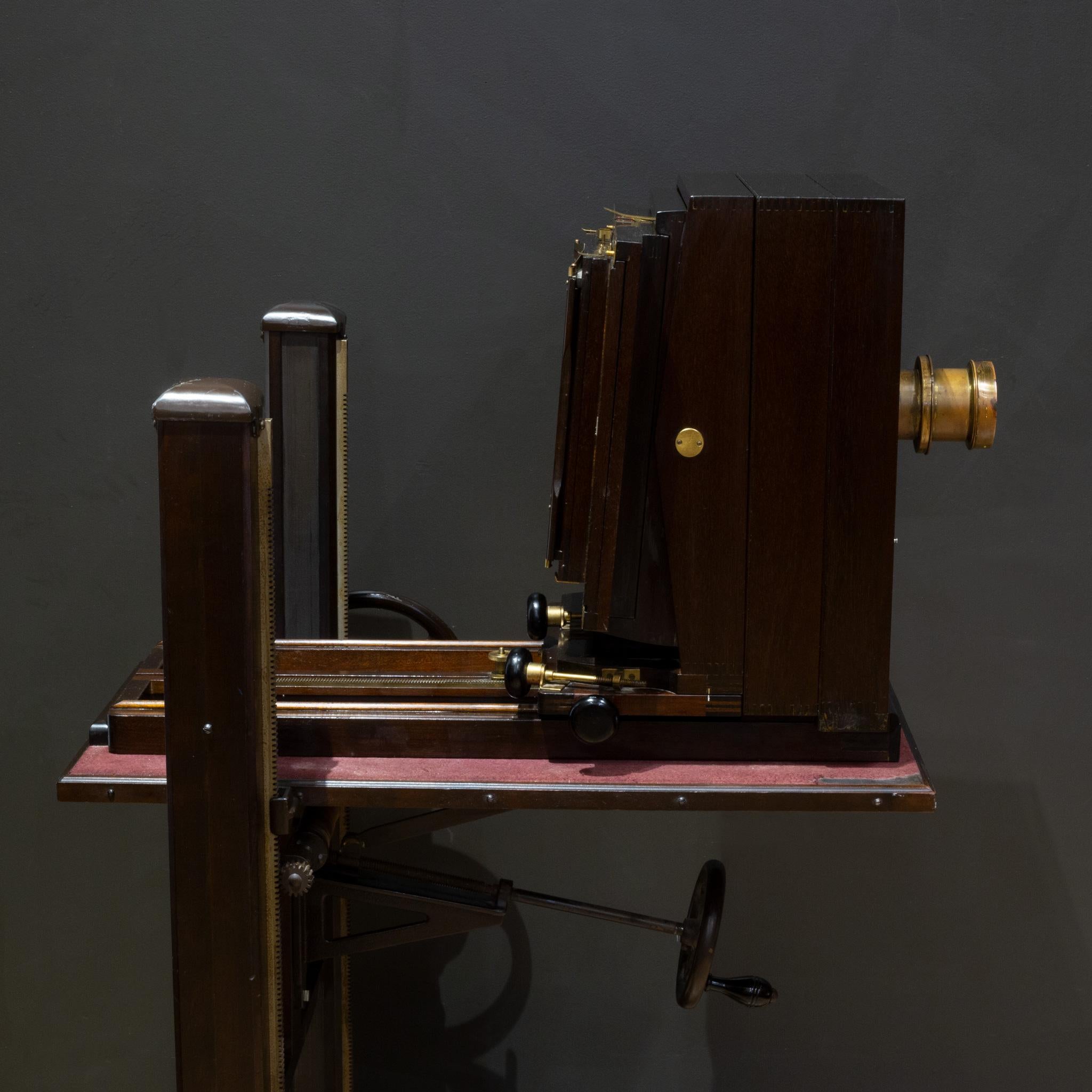 Large Format Mahogany Studio Camera on Adjustable Stand c.1890-1930 For Sale 4