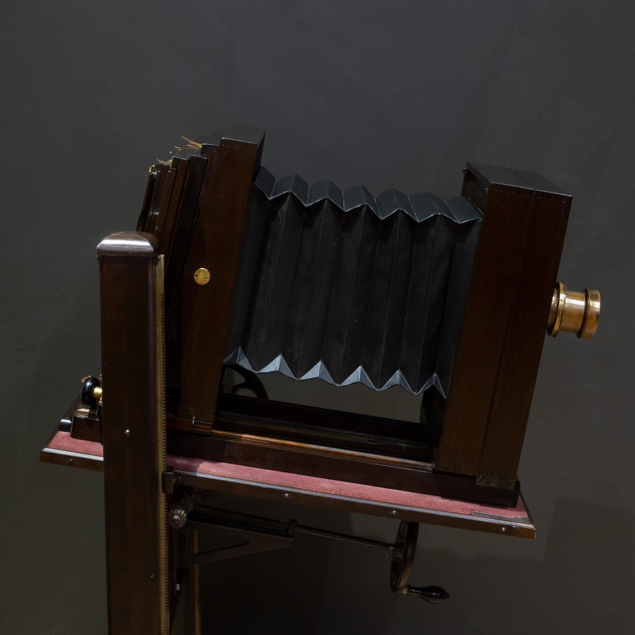Large Format Mahogany Studio Camera on Adjustable Stand c.1890-1930 For Sale 6