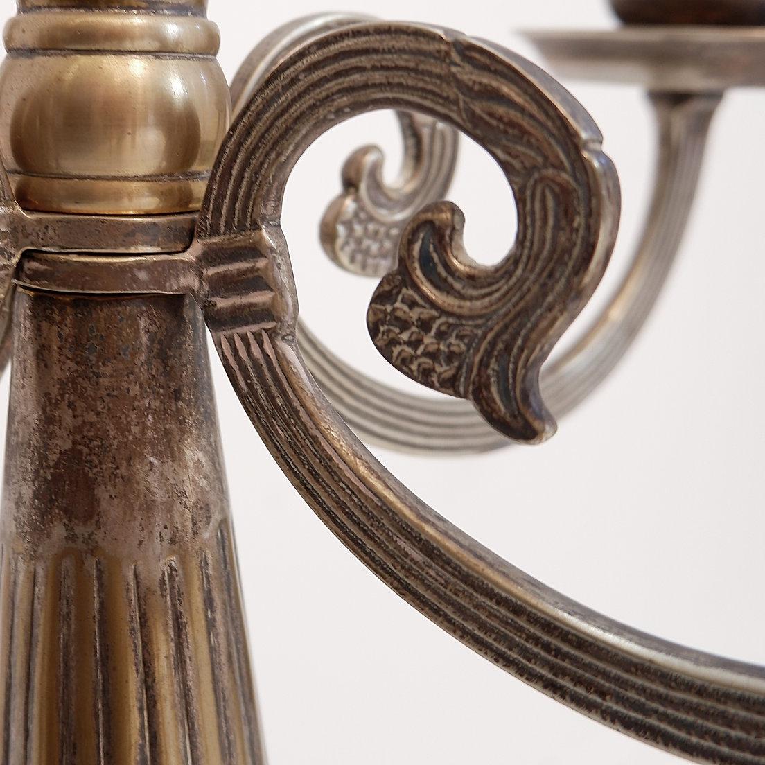 Large four-armed candelabra and five flames Bon état - En vente à Linkebeek, BE