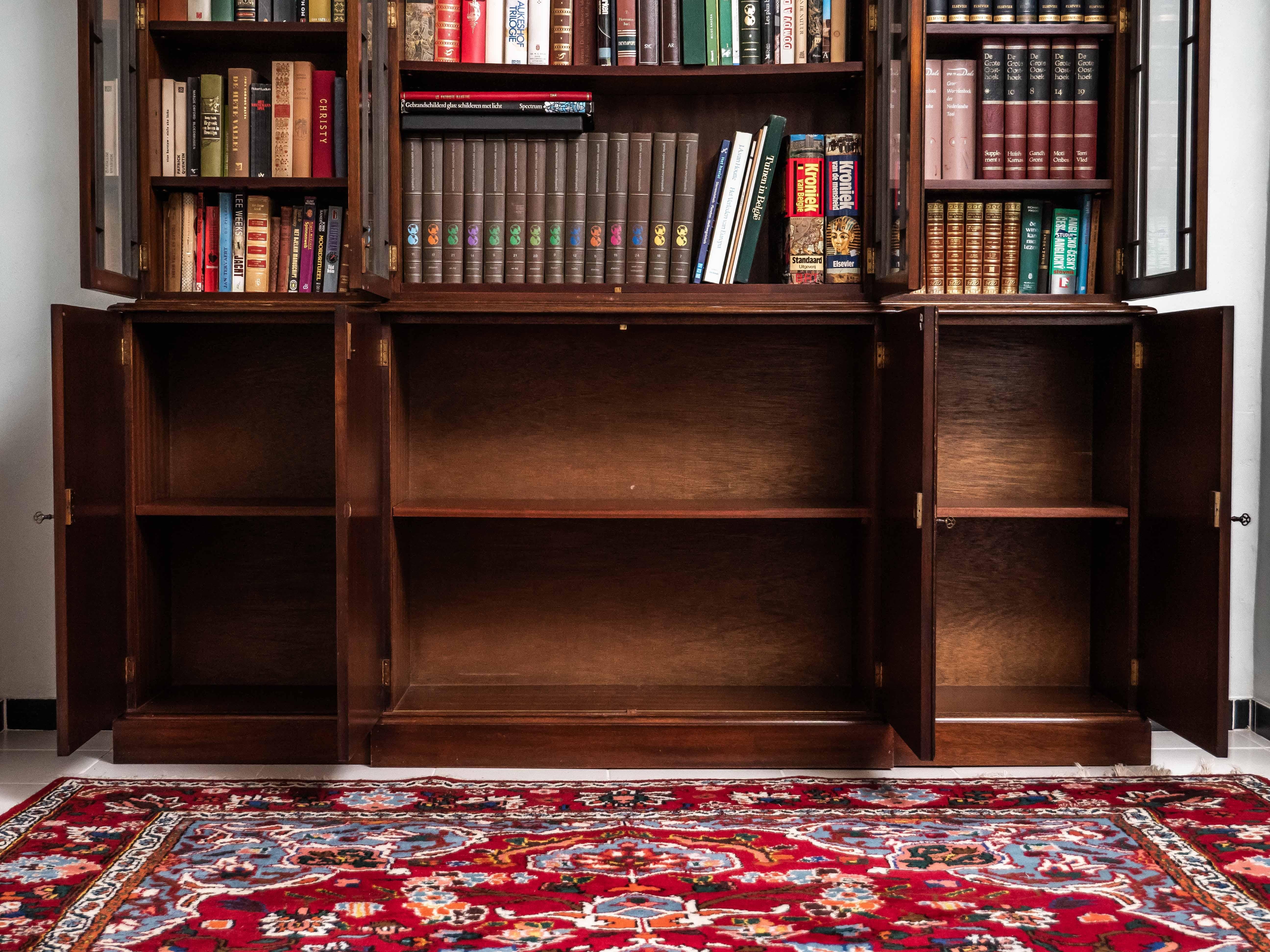 Large four-door library. England For Sale 7