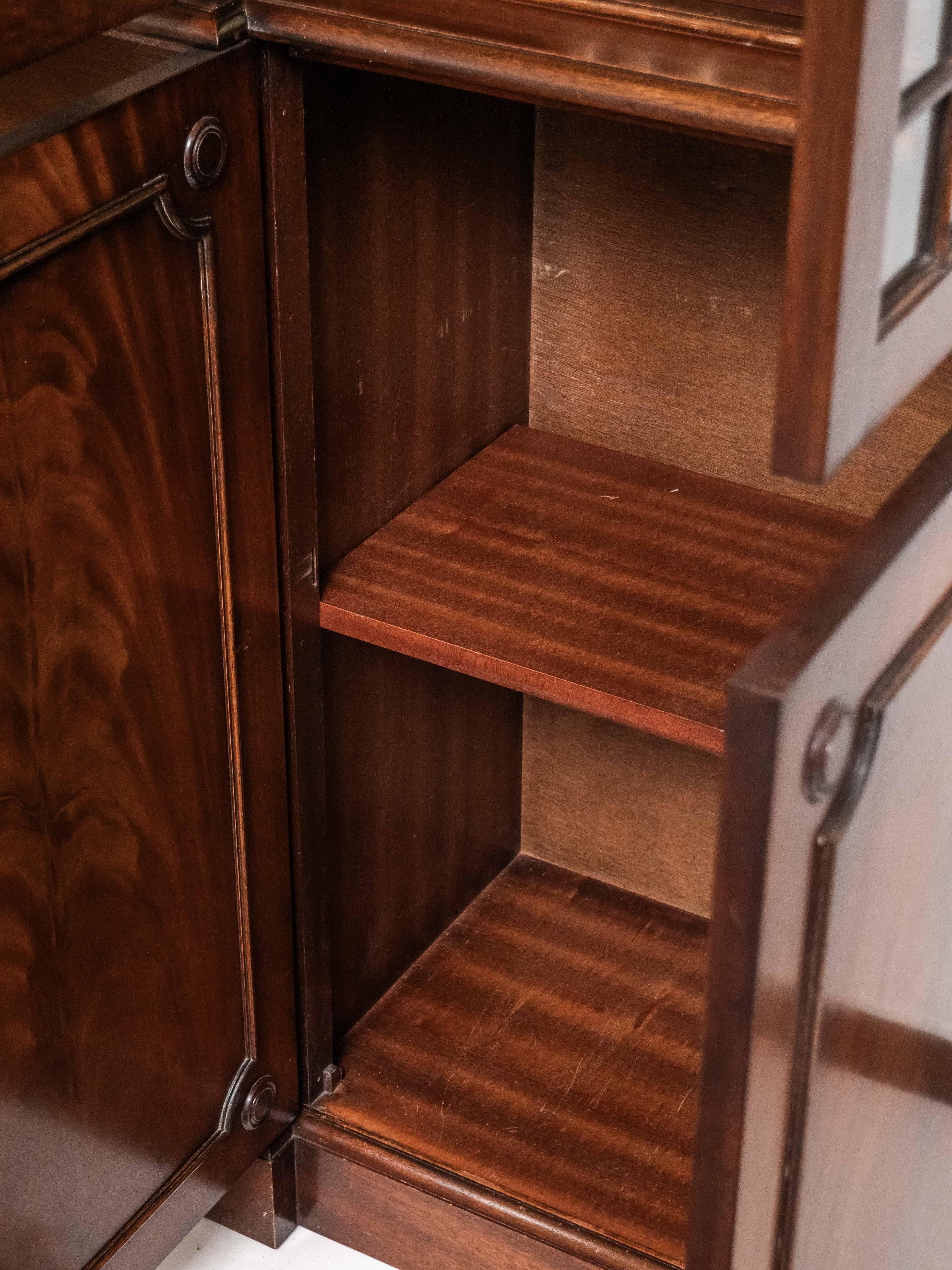 Large four-door library. England For Sale 11
