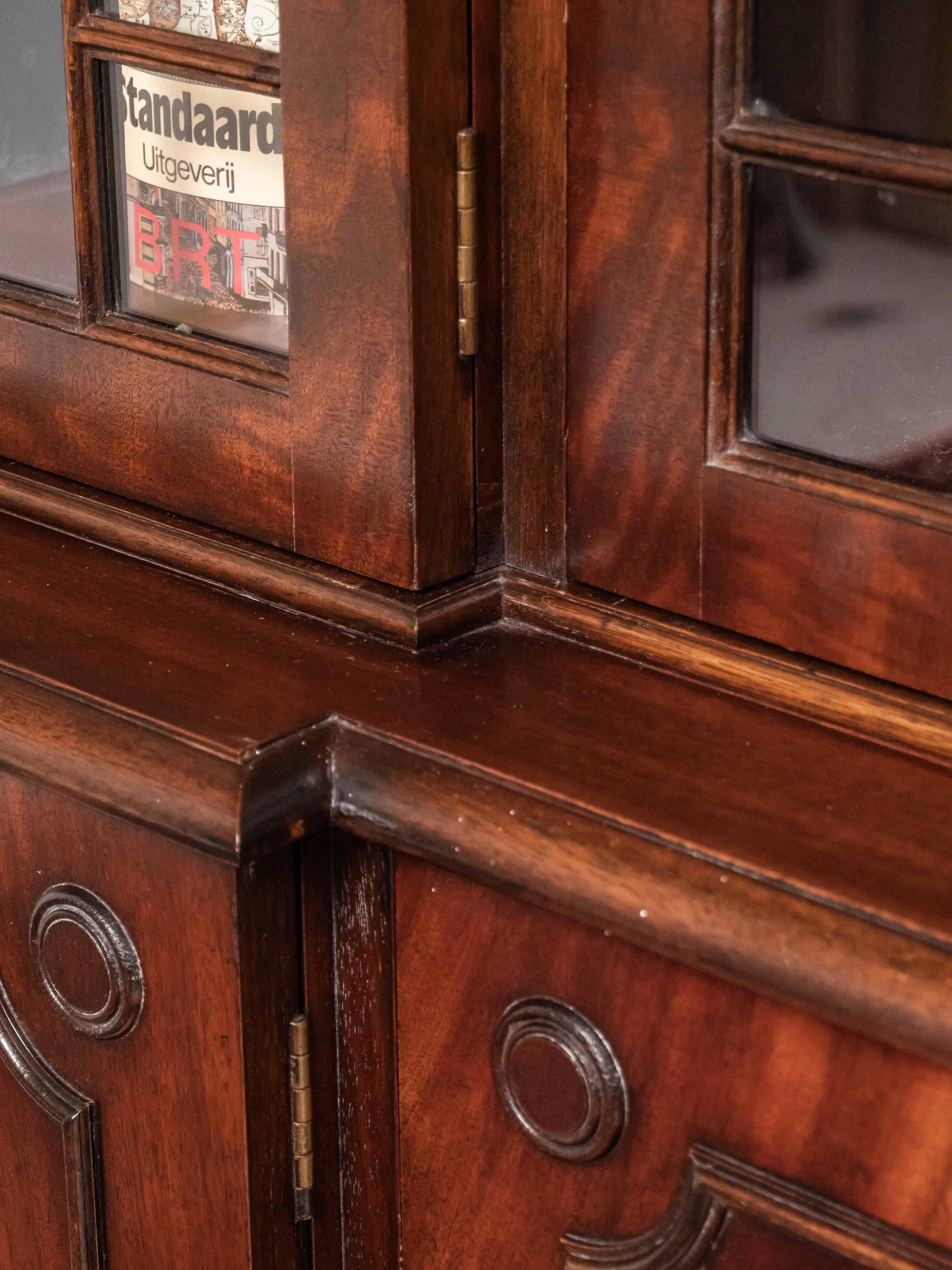 Late 20th Century Large four-door library. England For Sale