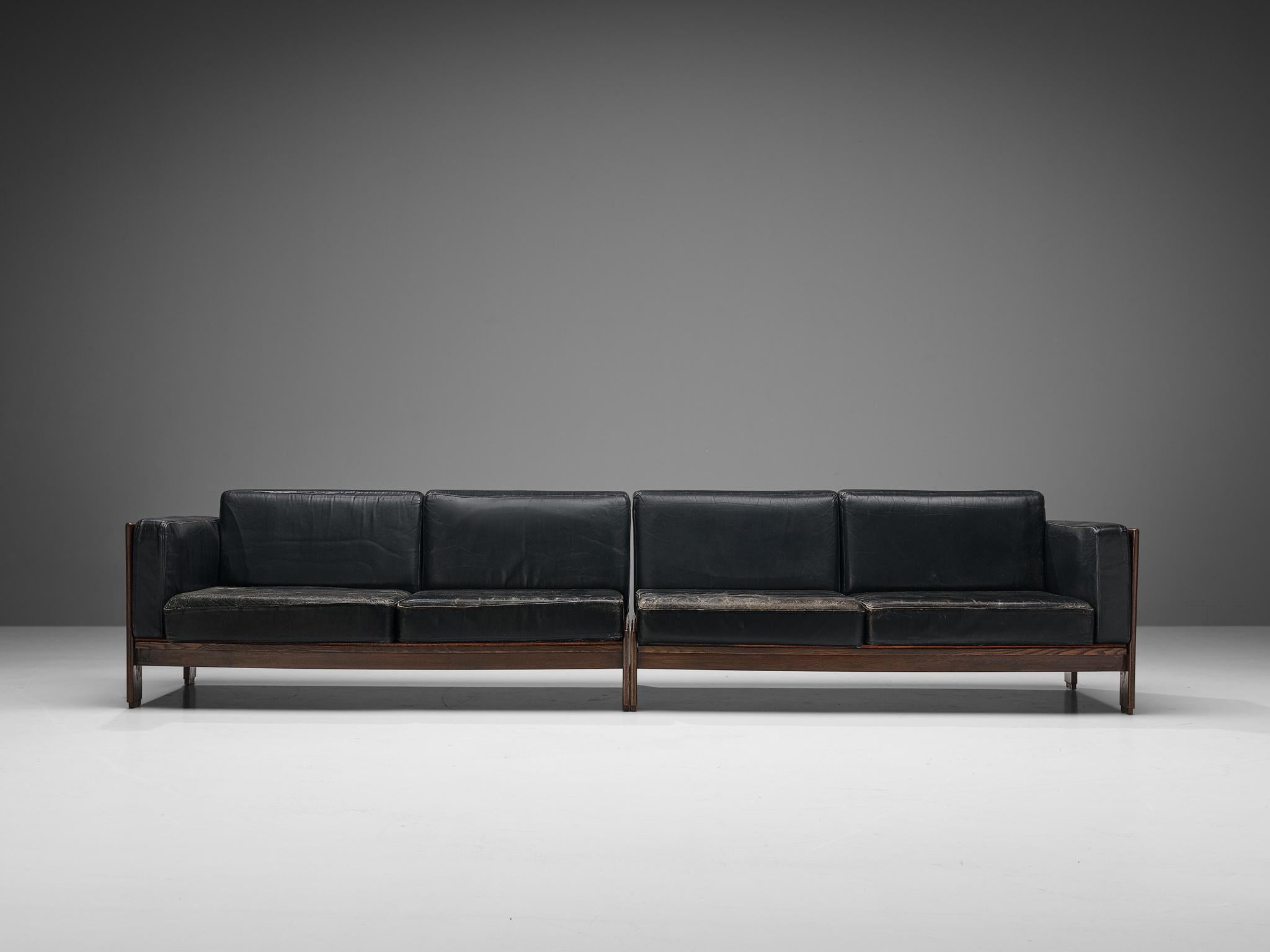 Large Four Seater Sofa in Ash and Black Leather In Good Condition In Waalwijk, NL