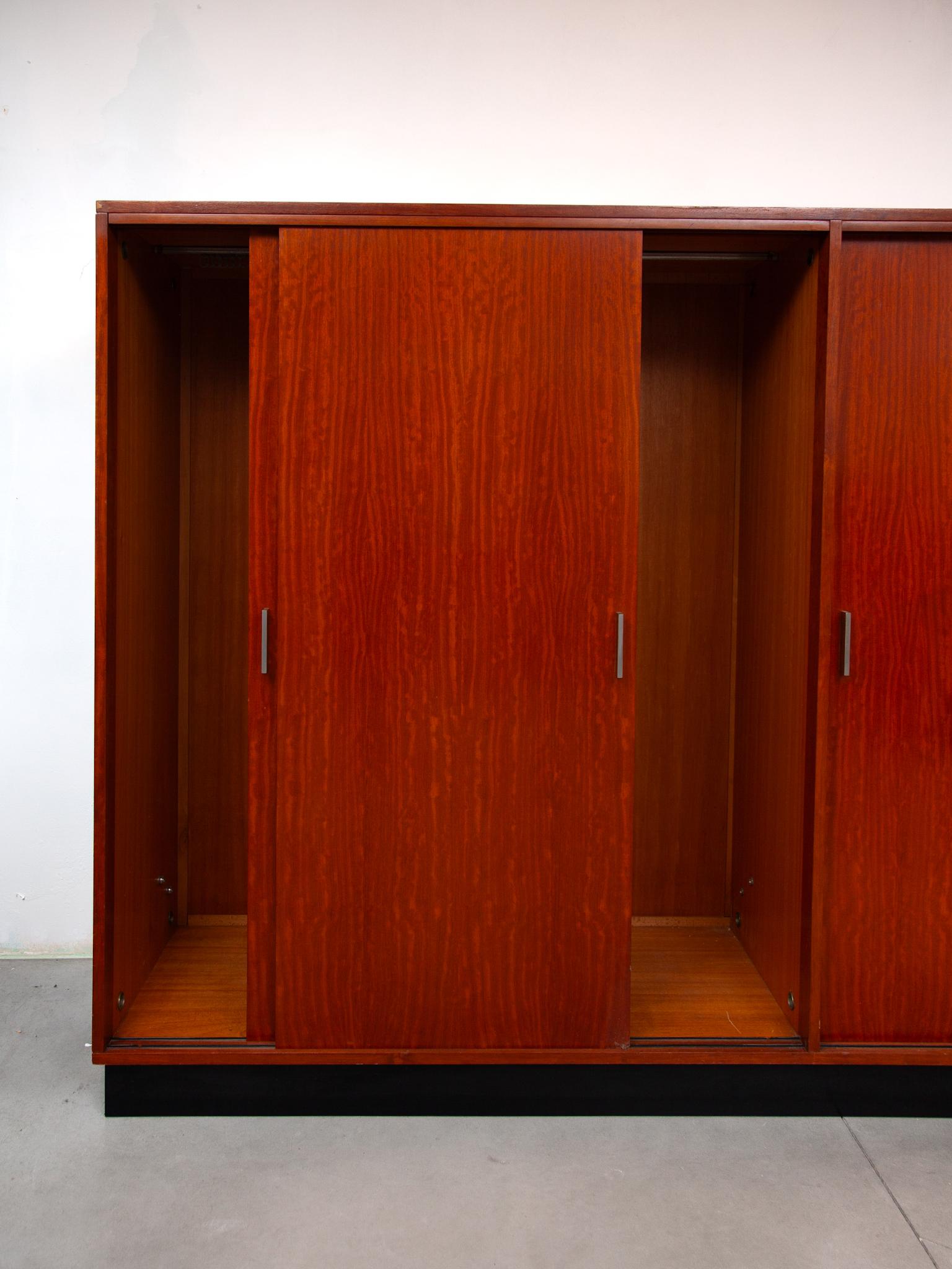Large Four Sliding Doors Wardrobe designed by Alfred Hendrickx, 1960 In Good Condition In Antwerp, BE
