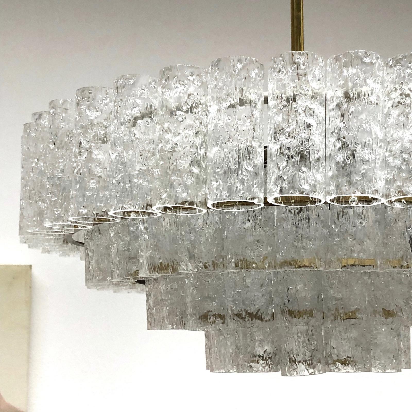 Large Four-Tier Glass Tube Chandelier by Doria Leuchten, Germany, 1960s im Zustand „Gut“ in Nuernberg, DE