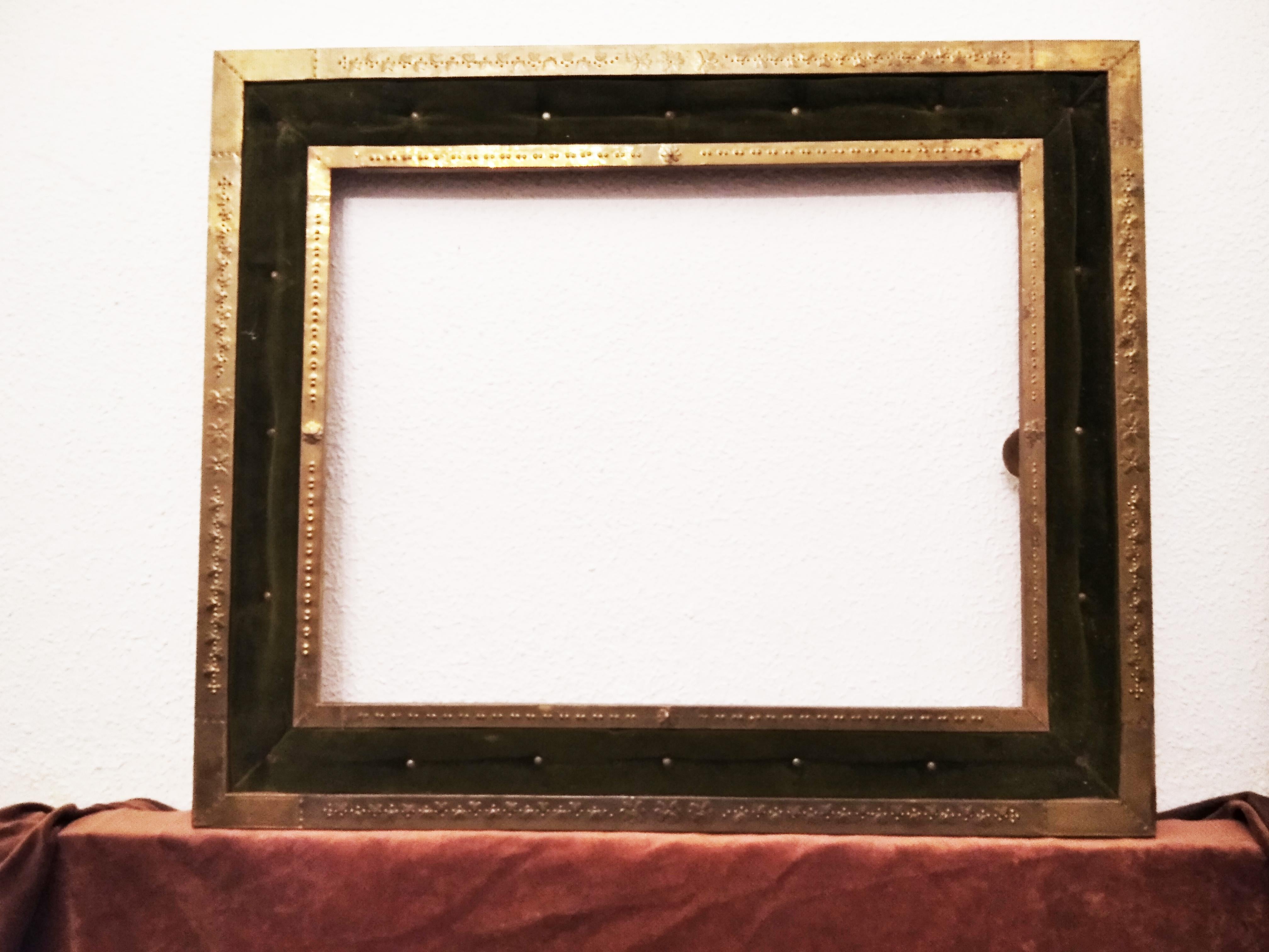 Original Large Frame Brass and Velved White Capitone, Victorian 3