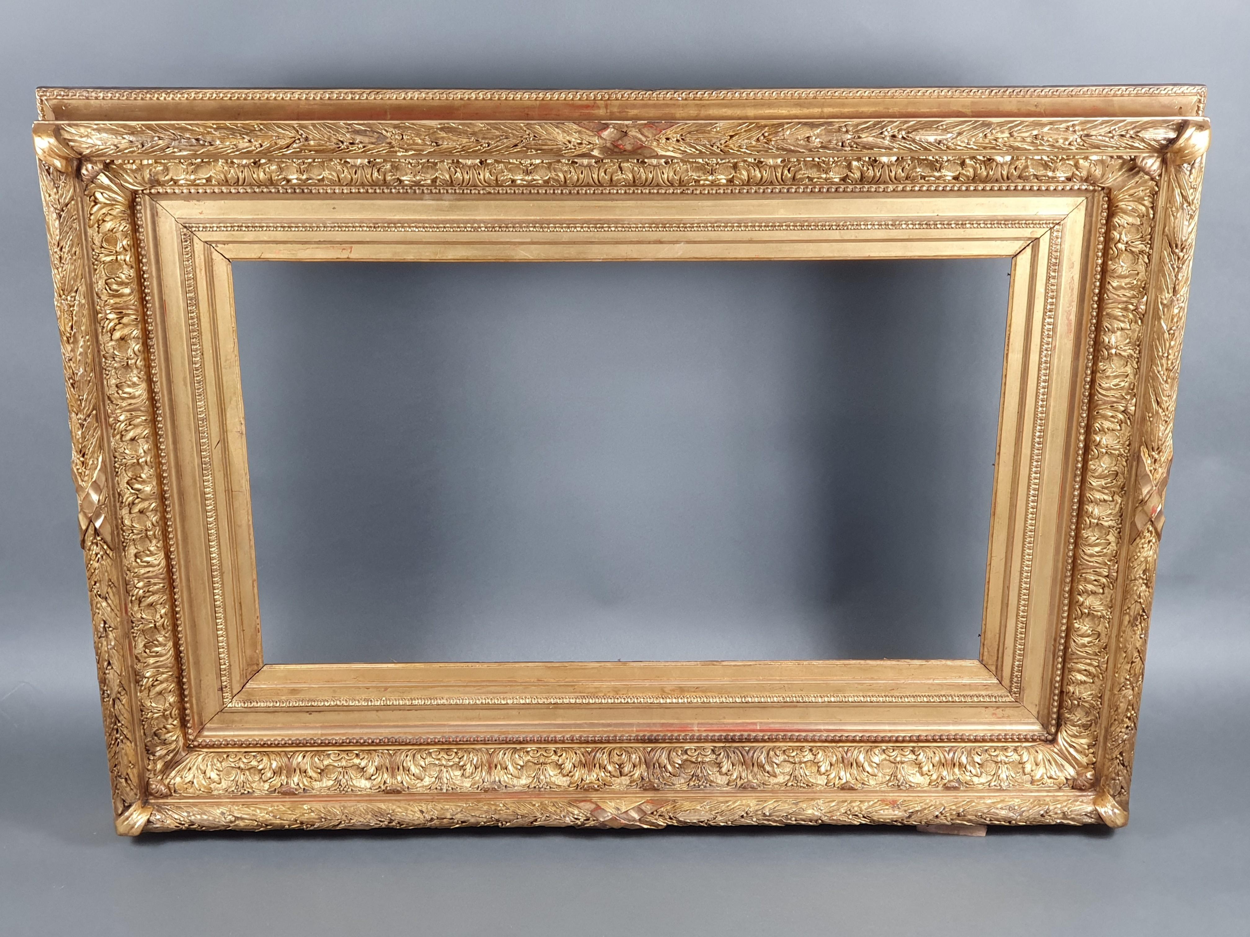 Grand cadre en bois et stuc doré d'époque Napoléon III  en vente 2