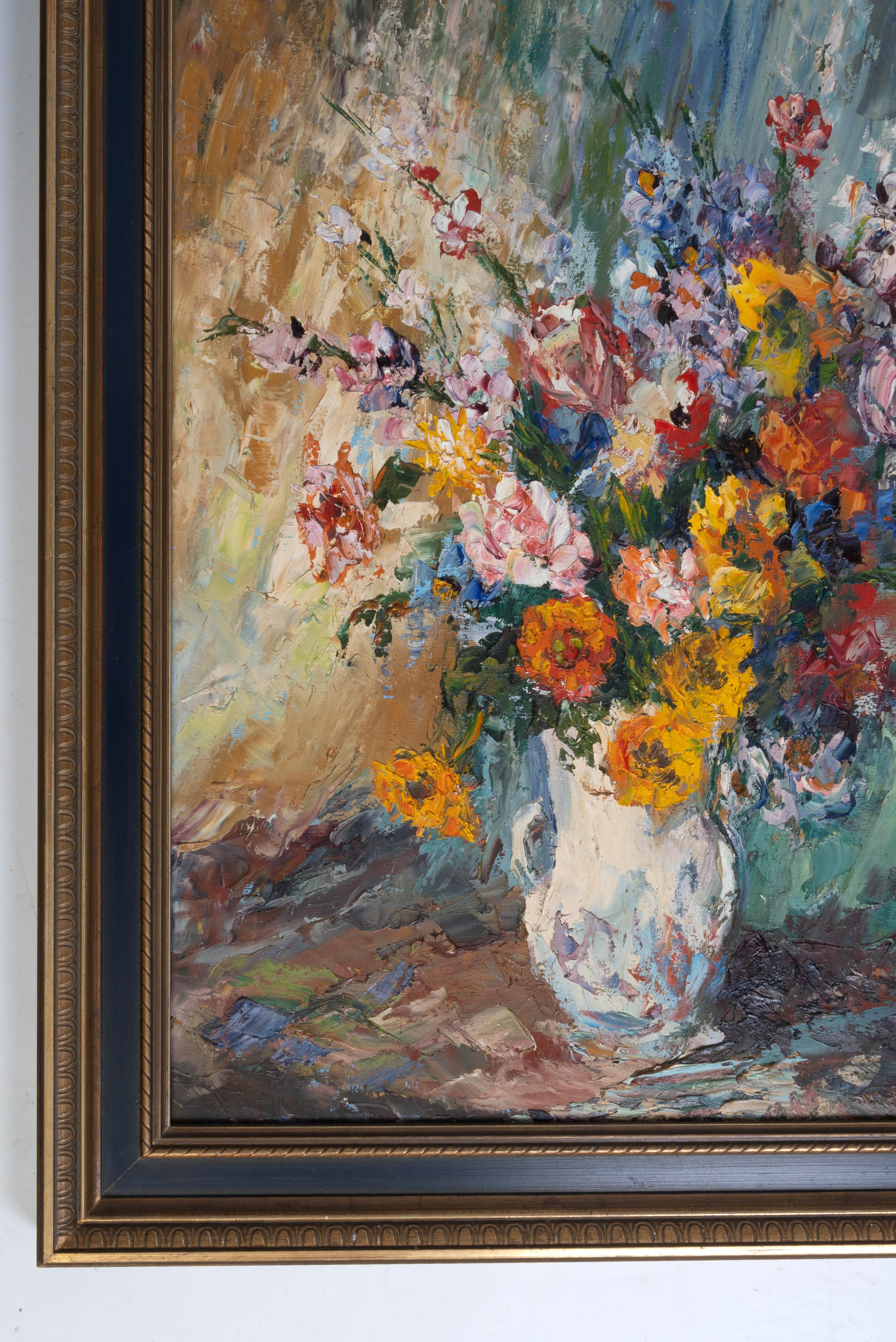 Large Framed 20th Century Oil On Canvas Still life with flowers (Farbe) im Angebot