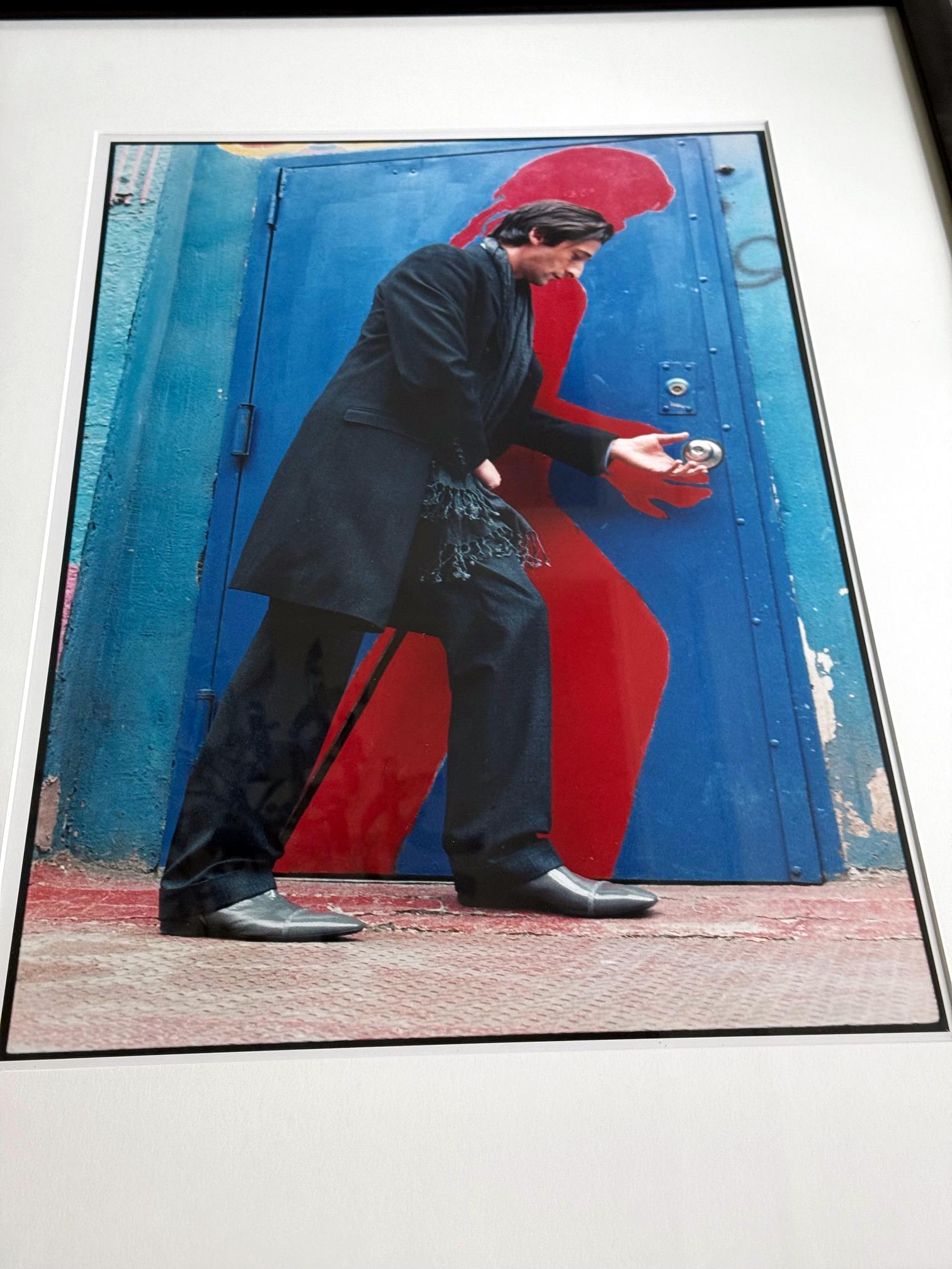 Large Framed Photograph of Adrien Brody by Sylvia Plachy In Good Condition For Sale In Atlanta, GA