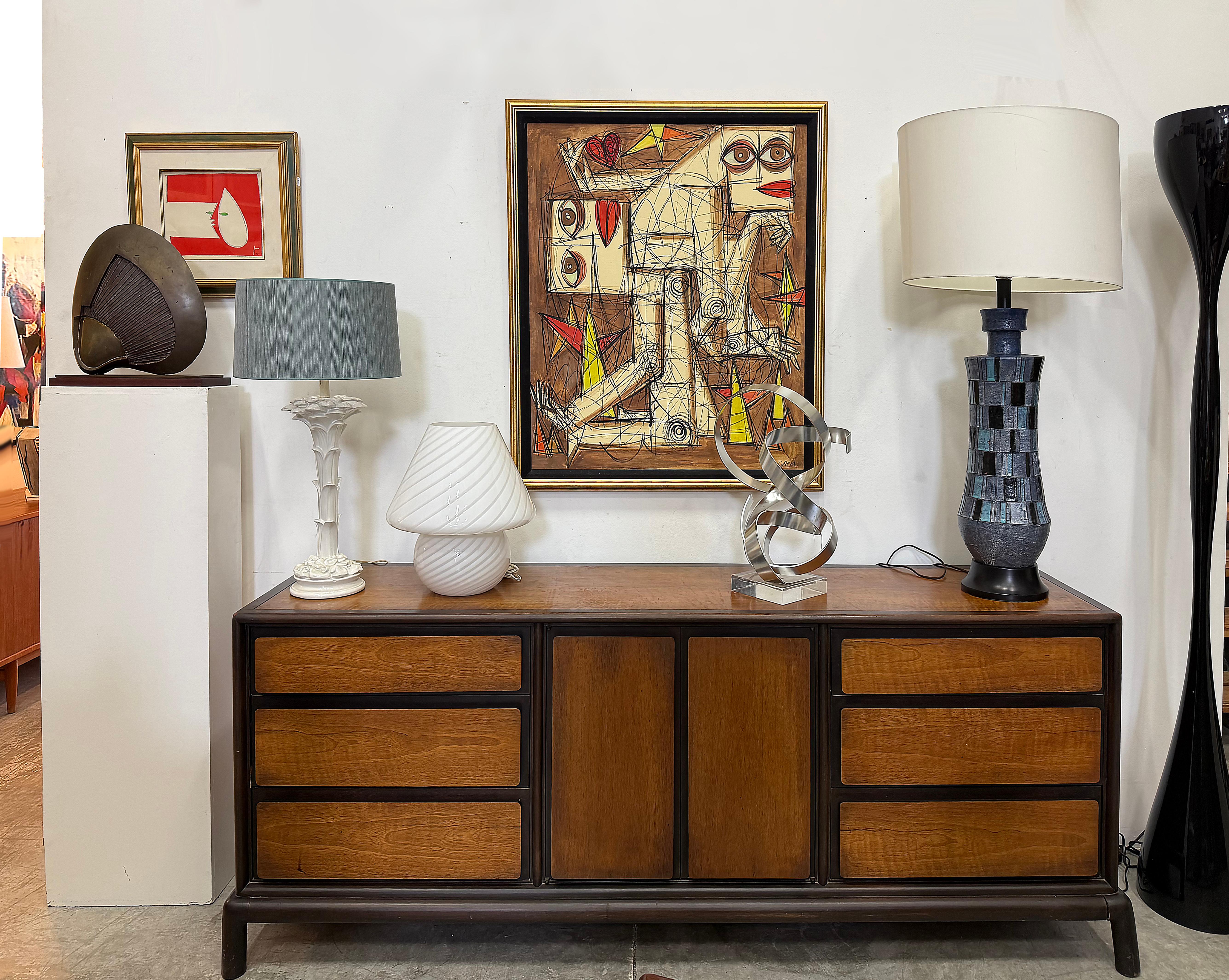 Große gerahmte Vintage Picasso Stil abstrakte Malerei


Zum Verkauf angeboten wird ein großes Gemälde im 