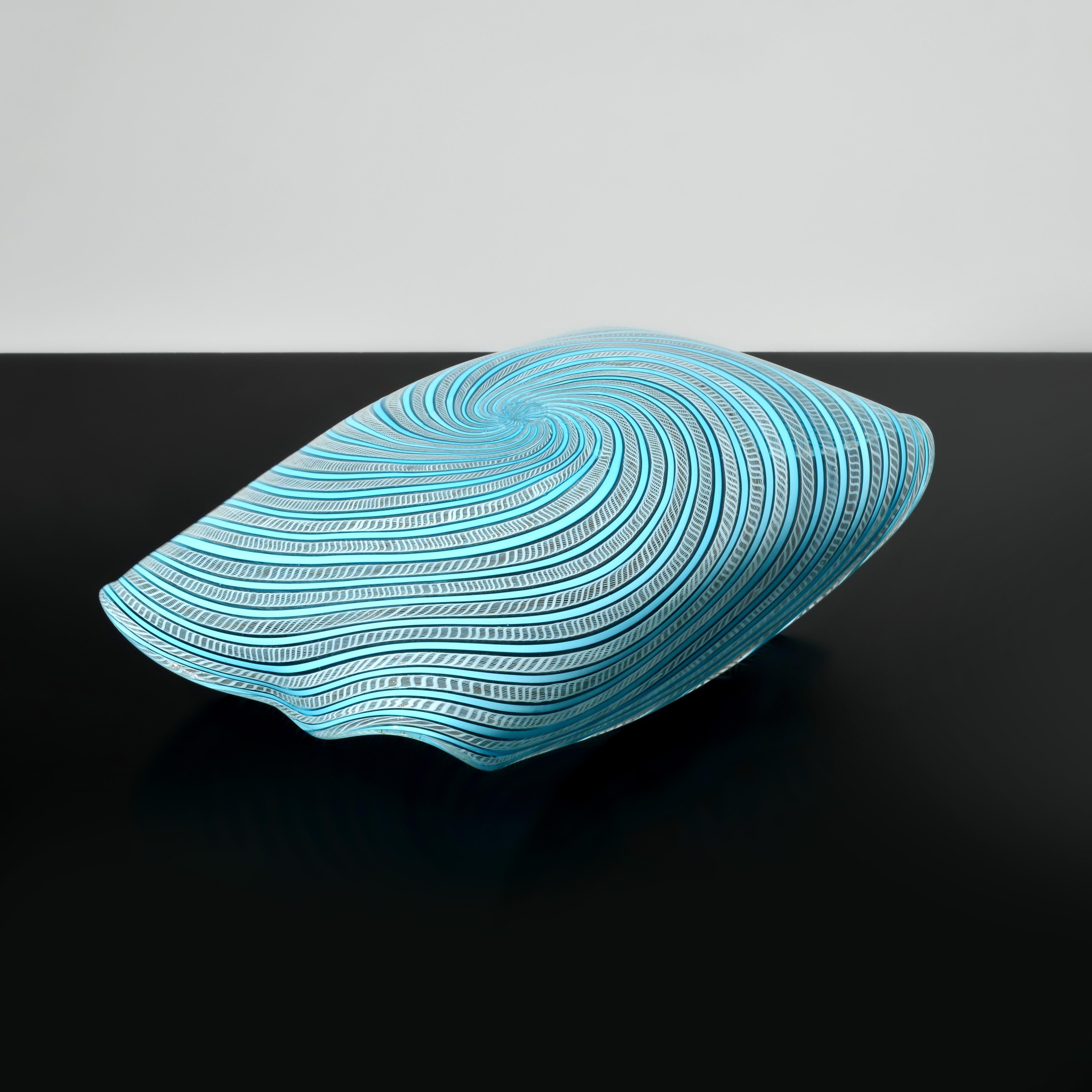 Blown Glass Large Fratelli Toso MEZZA FILIGRANA Bowl, Leslie Pina Collection For Sale