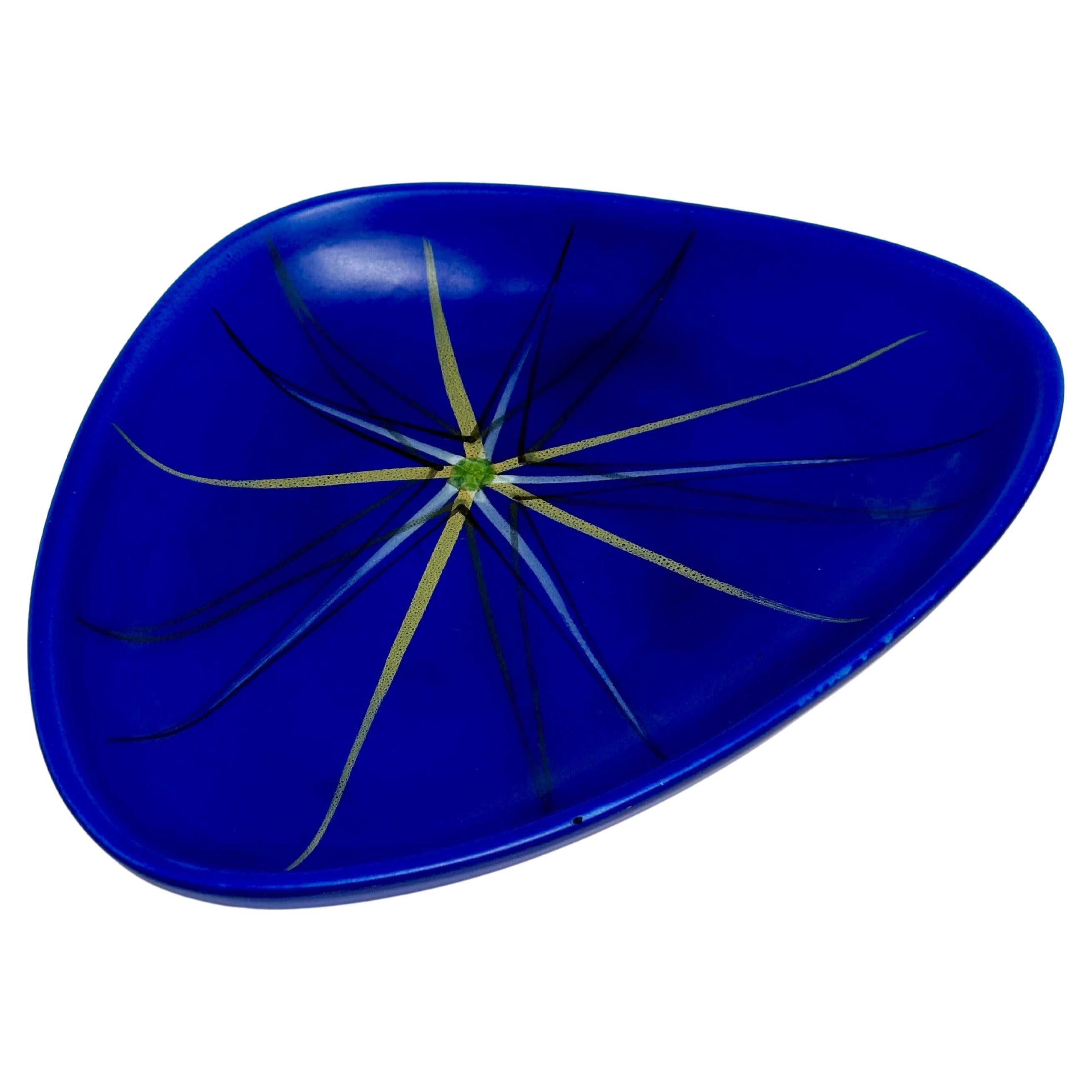 Large Free-Form Decorative Bowl, Andre Baud, Vallauris c. 1950 For Sale