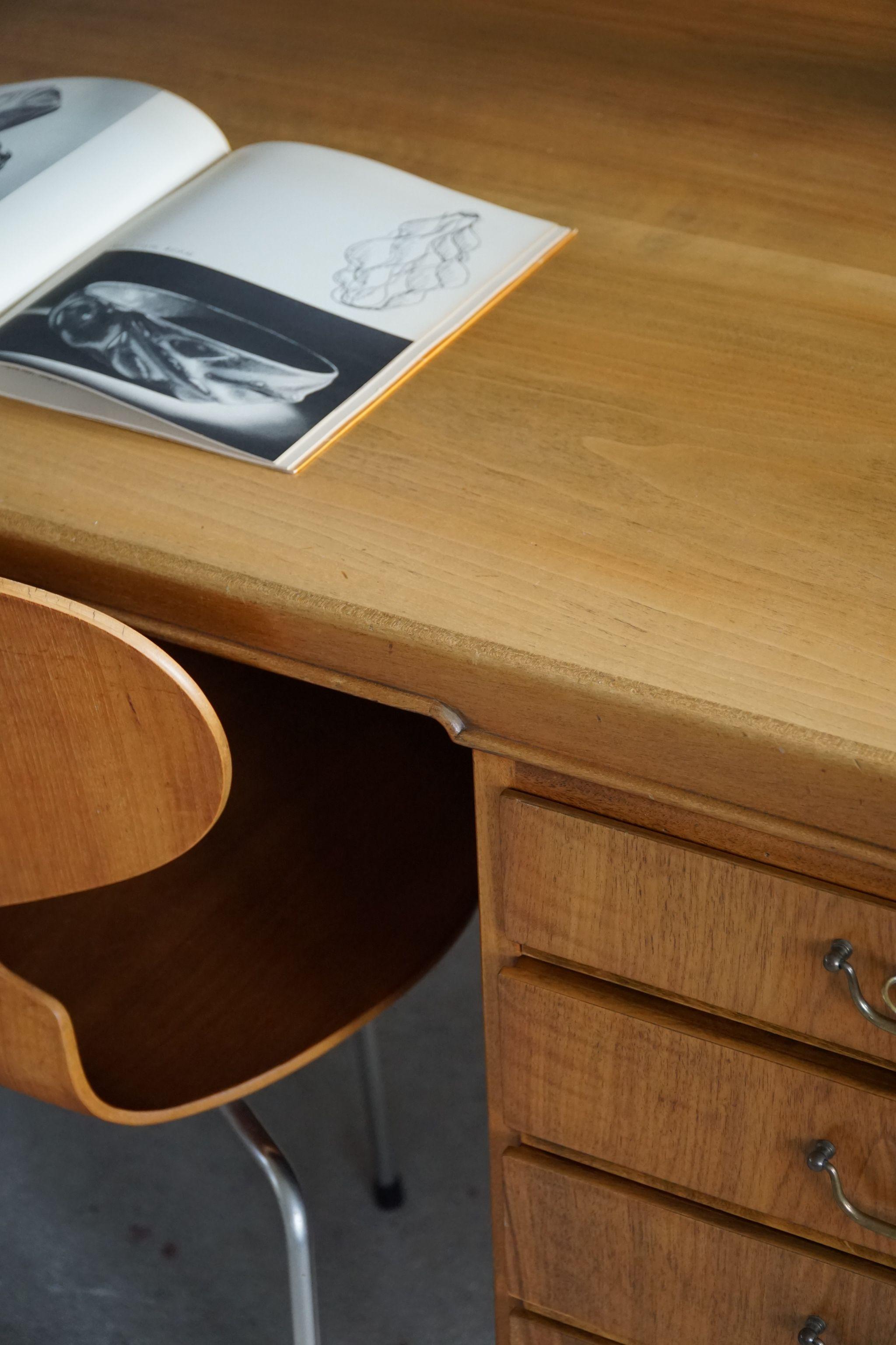 Large Freestanding Danish Modern Desk in Walnut, Attributed to Ole Wanscher 7