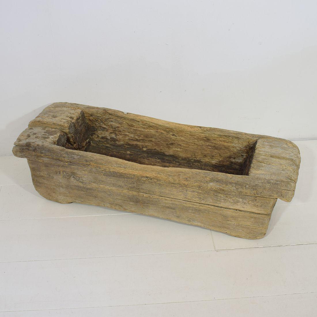wooden bowl sink