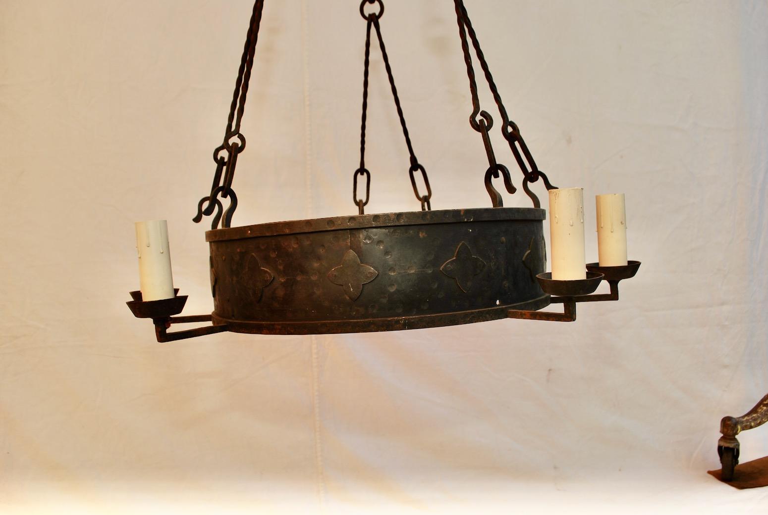 Early 20th Century Large French 1920s Wrought Iron Chandelier For Sale