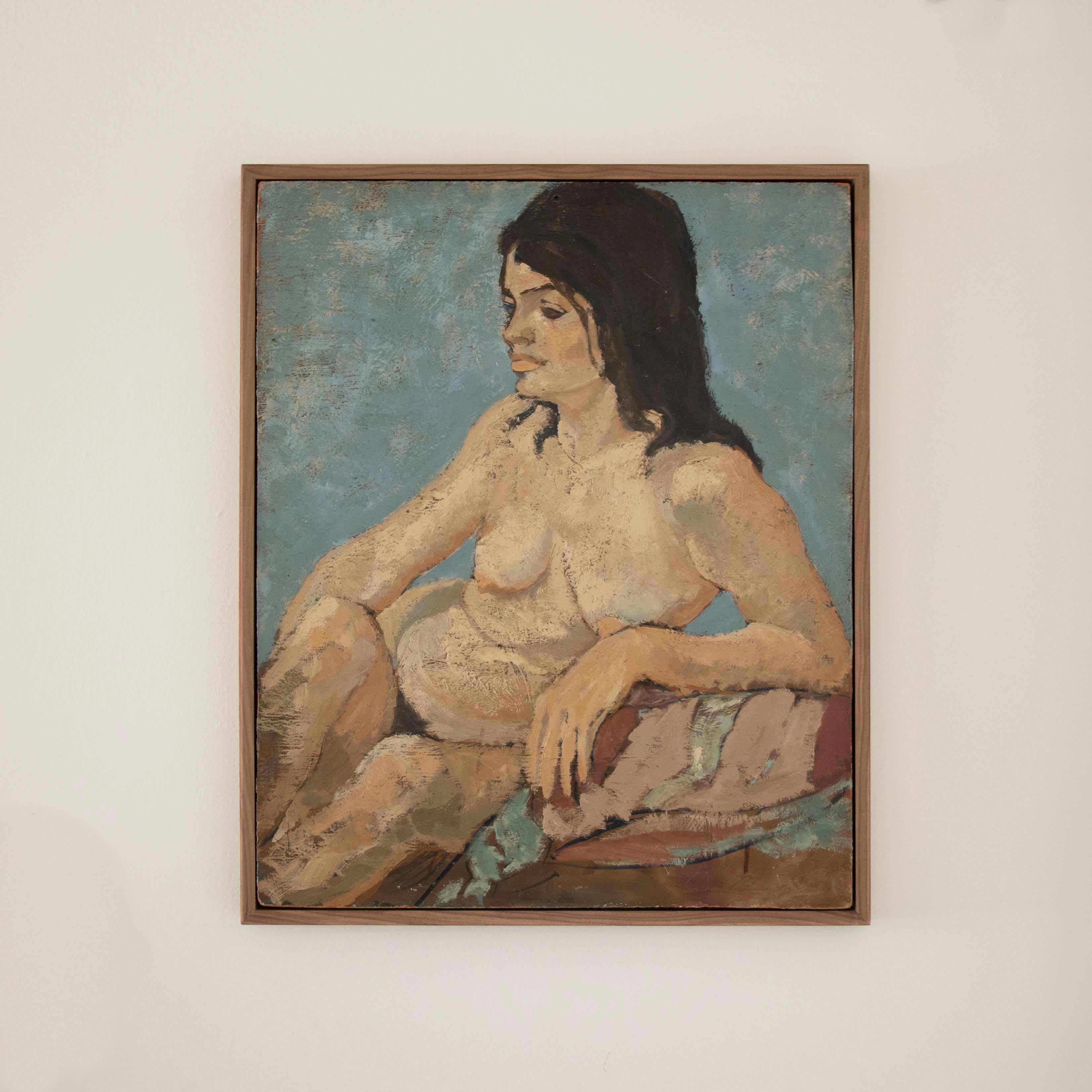 Bellissimo dipinto a olio su legno di grandi dimensioni raffigurante una donna nuda. Sfumature di blu, pesca e marrone con un'ottima consistenza. Senza segno. Incorniciato di recente in una cornice in legno di noce naturale.