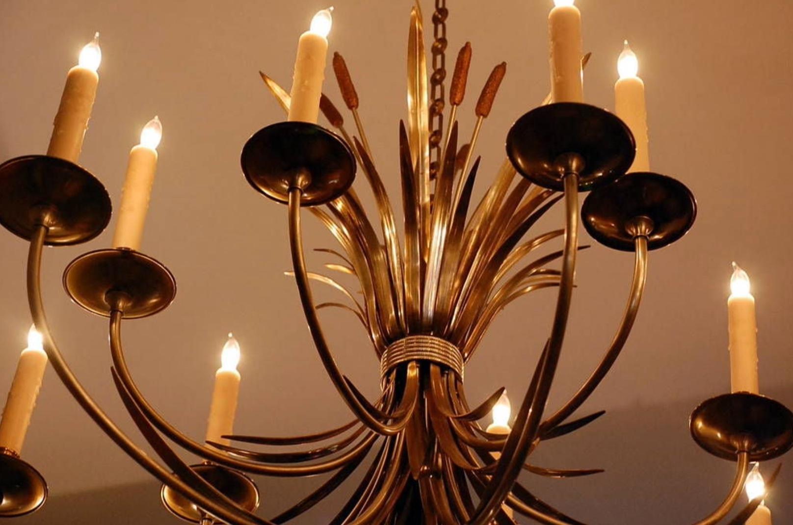 Neoclassical Large French 1960s Chandelier by Maison Charles, Paris For Sale