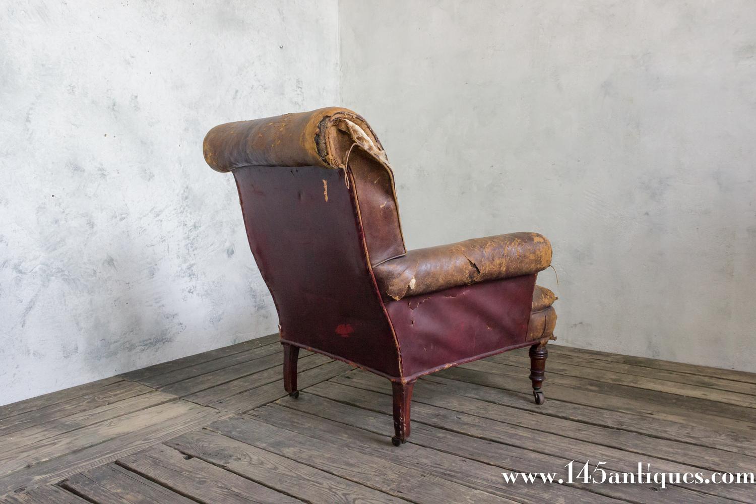 Large French 19th Century Leather Armchair For Sale 2