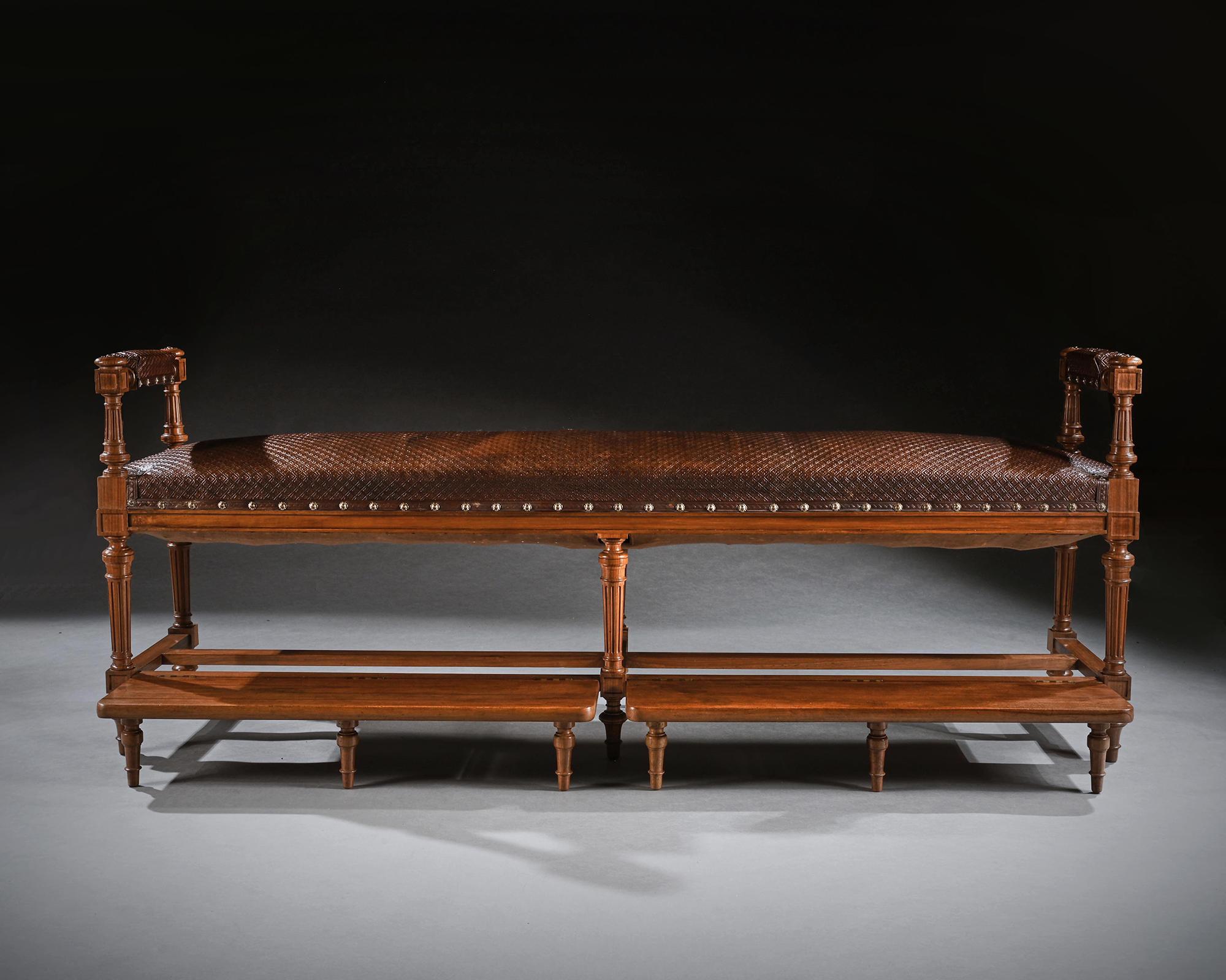 Large French 19th C Walnut & Embossed Leather Billiard Room Bench 'Banquette De In Good Condition In Benington, Herts