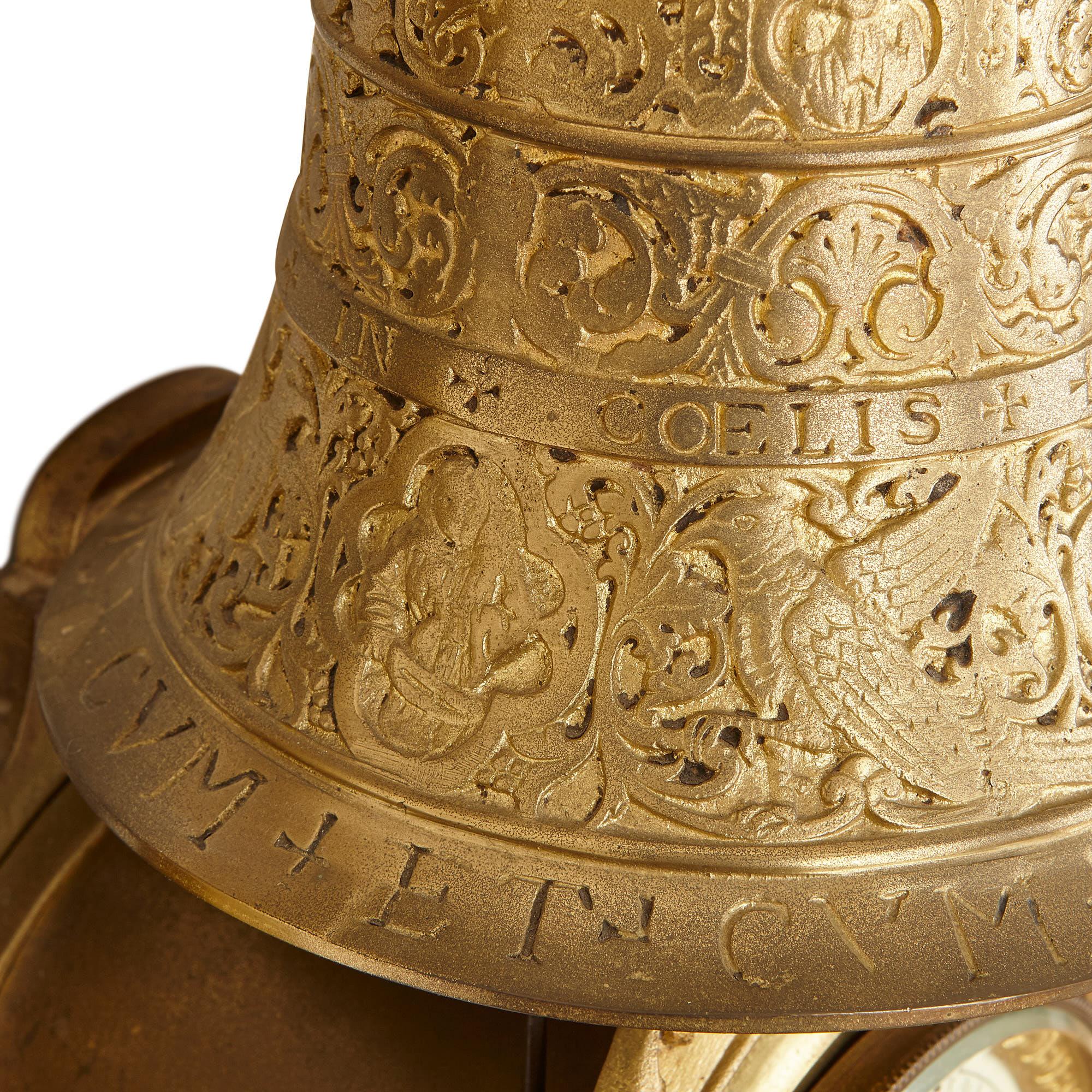 Similoro Grande orologio da parete in bronzo dorato francese del XIX secolo con iscrizioni religiose in vendita