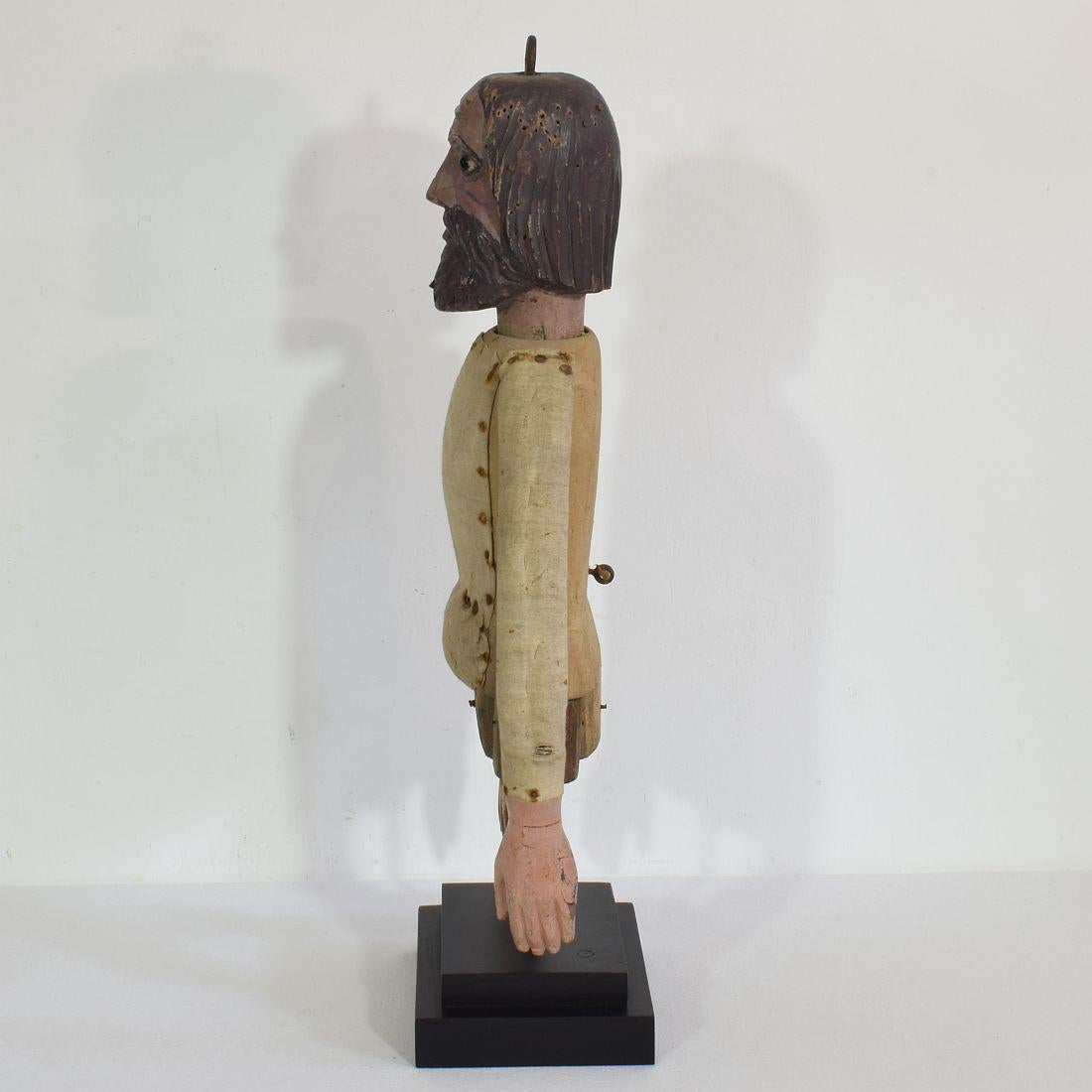 Large French 19th Century Hand Carved Wooden Fragment of a Marionette In Good Condition For Sale In Buisson, FR