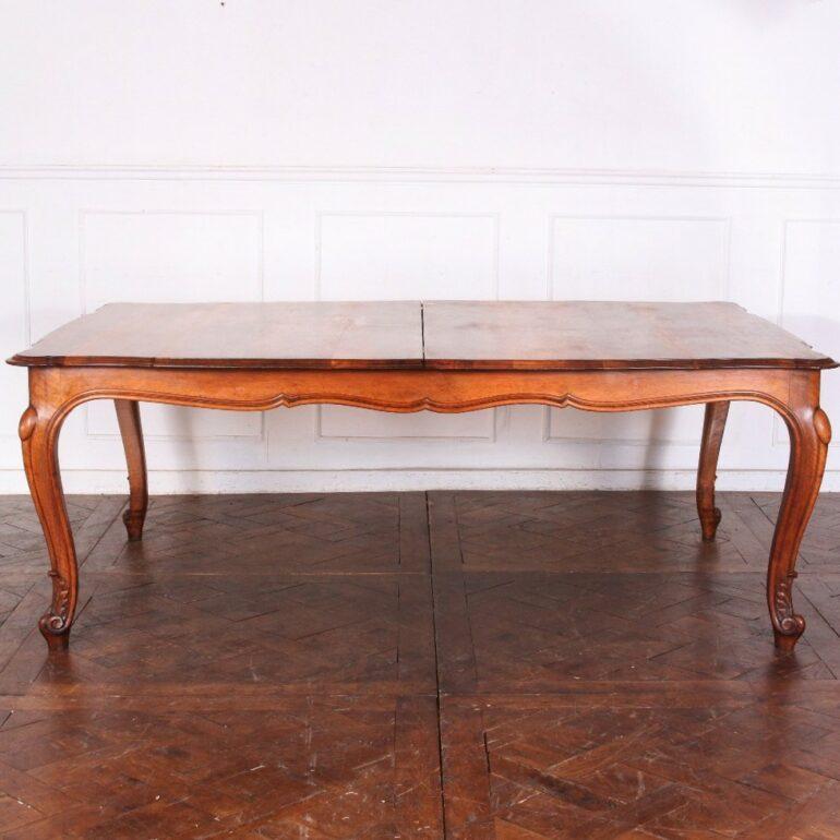 Large French 19th Century Louis XV Style Dining Table For Sale 1