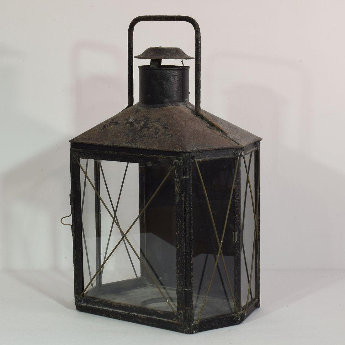 Large French 19th Century Metal Lantern In Good Condition In Buisson, FR
