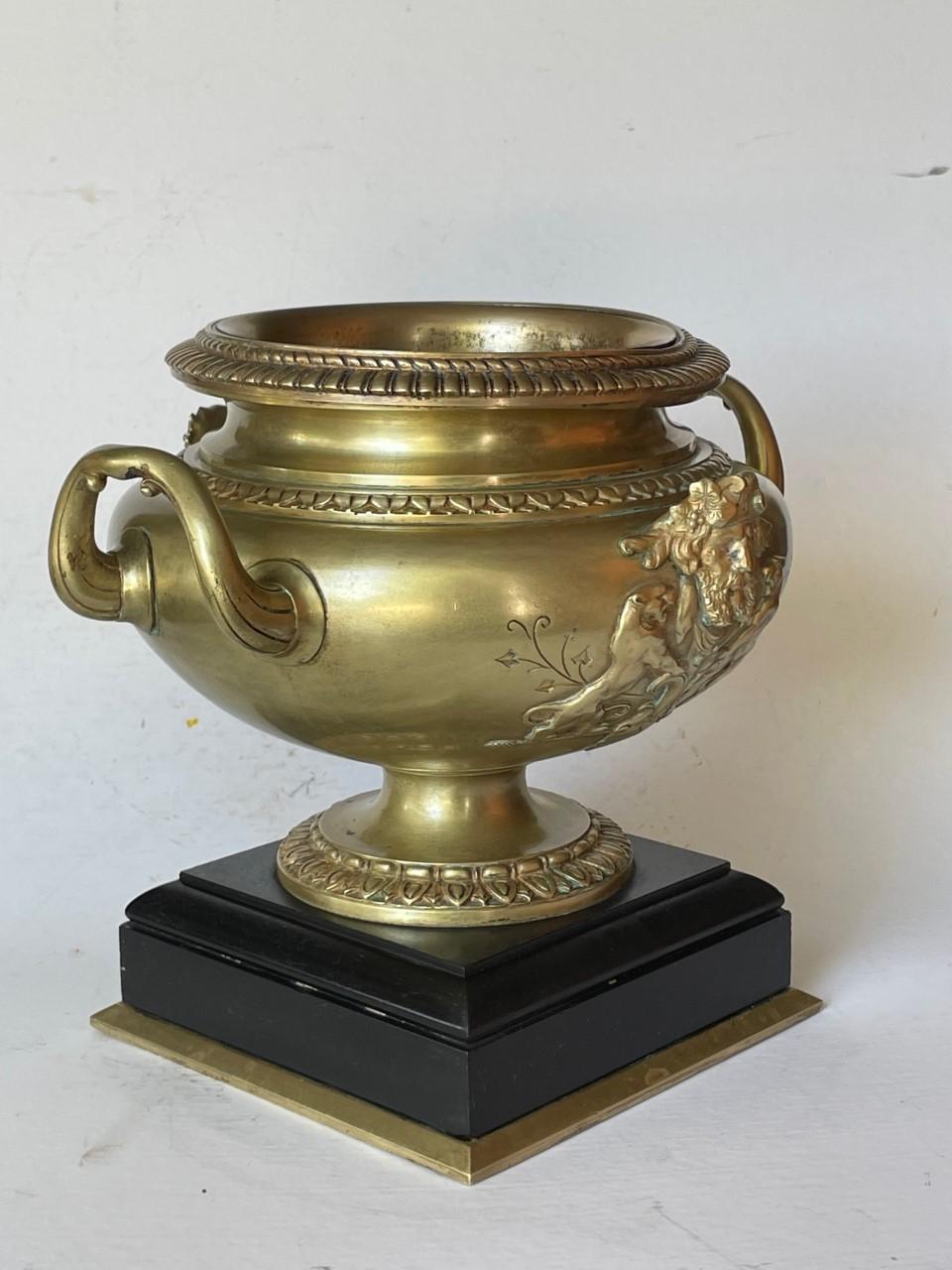 Large French 19th Century Patinated Bronze Centerpiece Urn on Marble Base For Sale 1