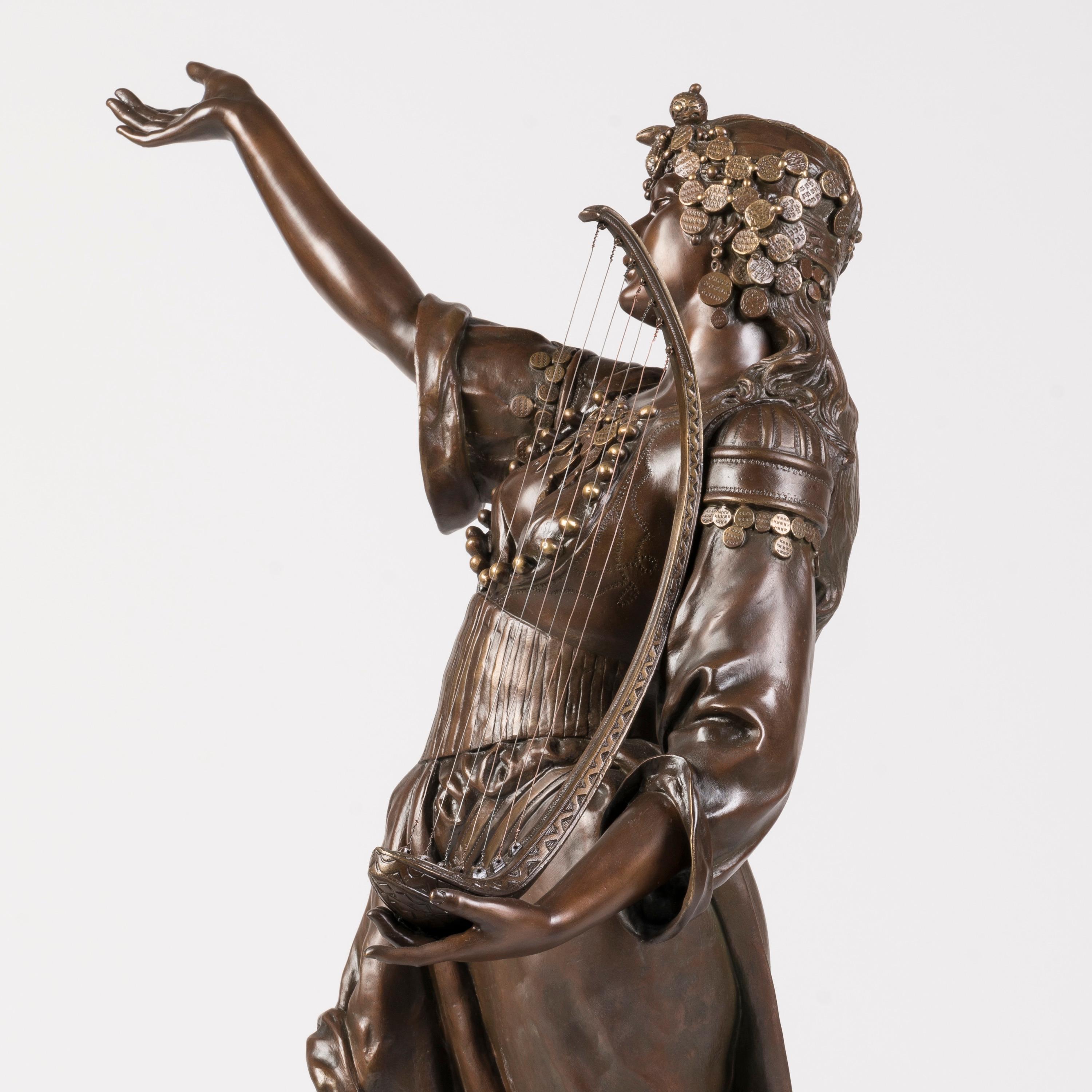 Grande scultura in bronzo patinato francese del XIX secolo raffigurante Salammbô di Marcel Début in vendita 2
