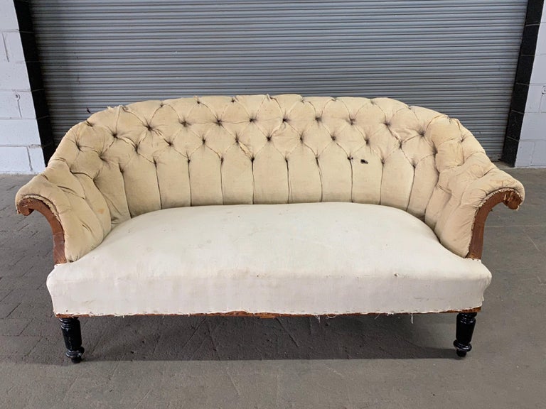 French 19th Century Tufted Sofa with Rolled Arms and Back For Sale at
