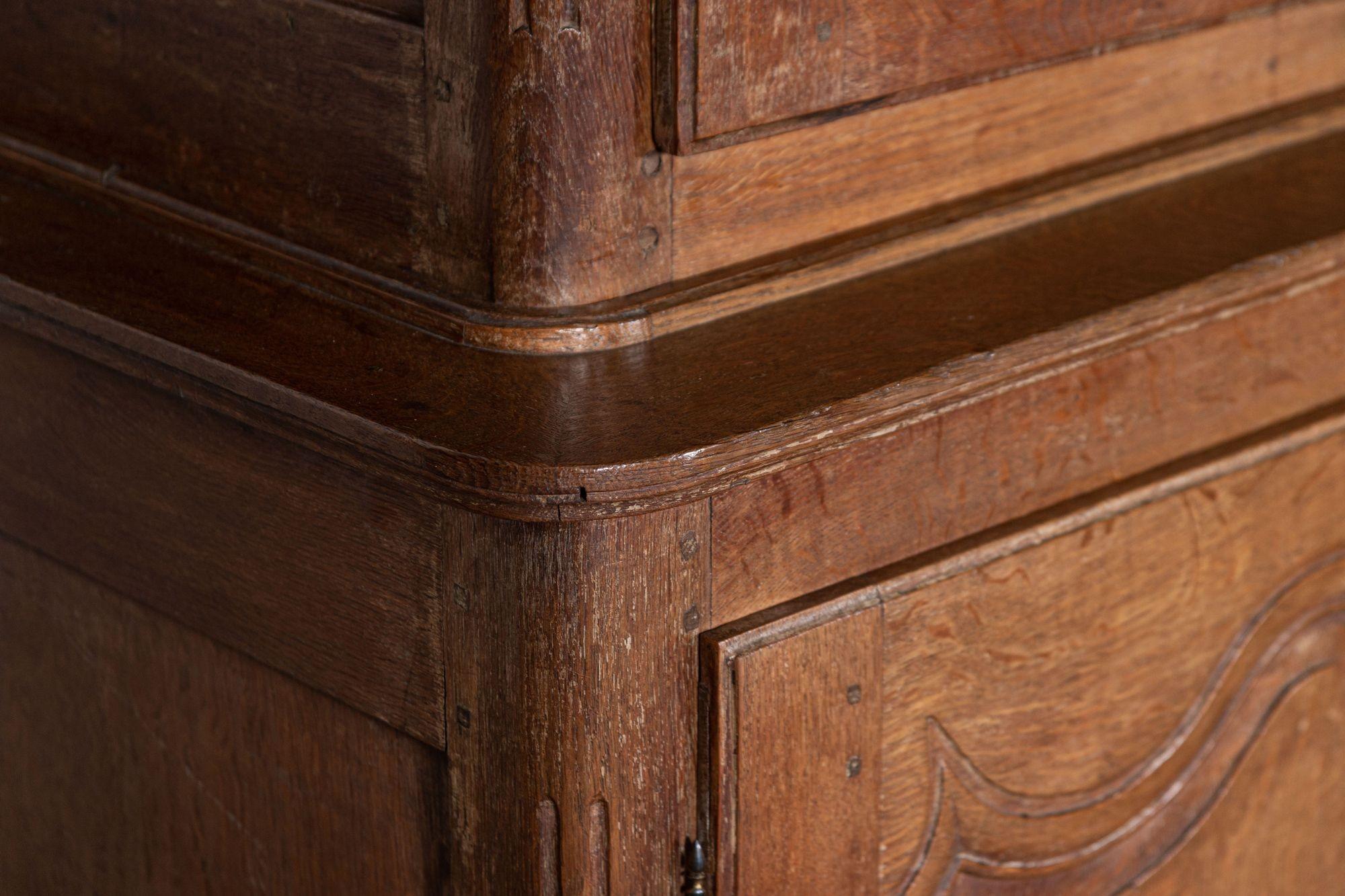 Grande buffet francese del XIX secolo in Oak Deux Corps in vendita 6