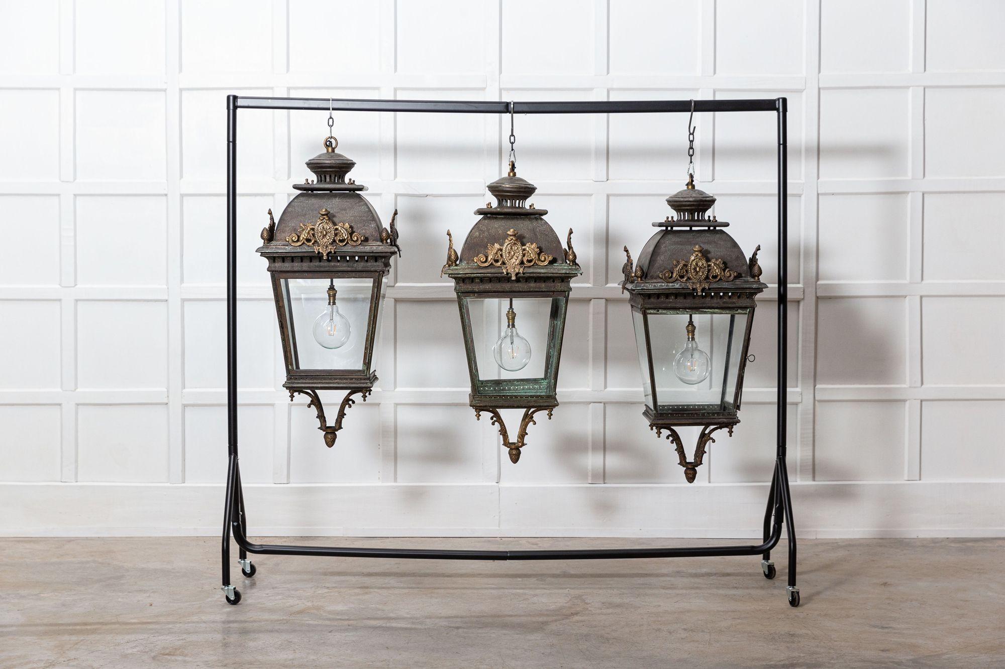Grandes lanternes françaises du 19ème siècle en bronze et fer Bon état - En vente à Staffordshire, GB