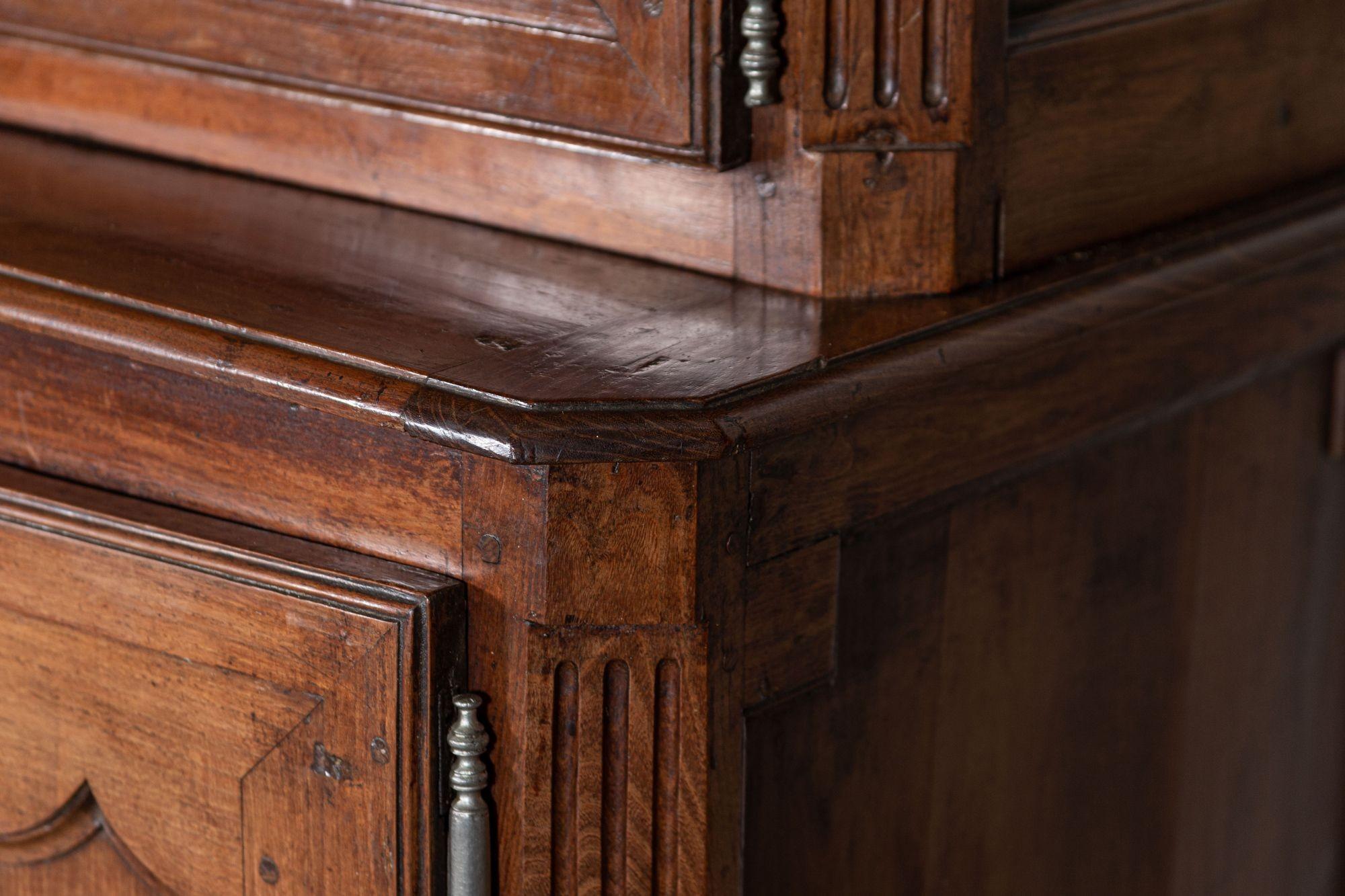 Large French 19th Century Walnut Buffet Deux Corps For Sale 8