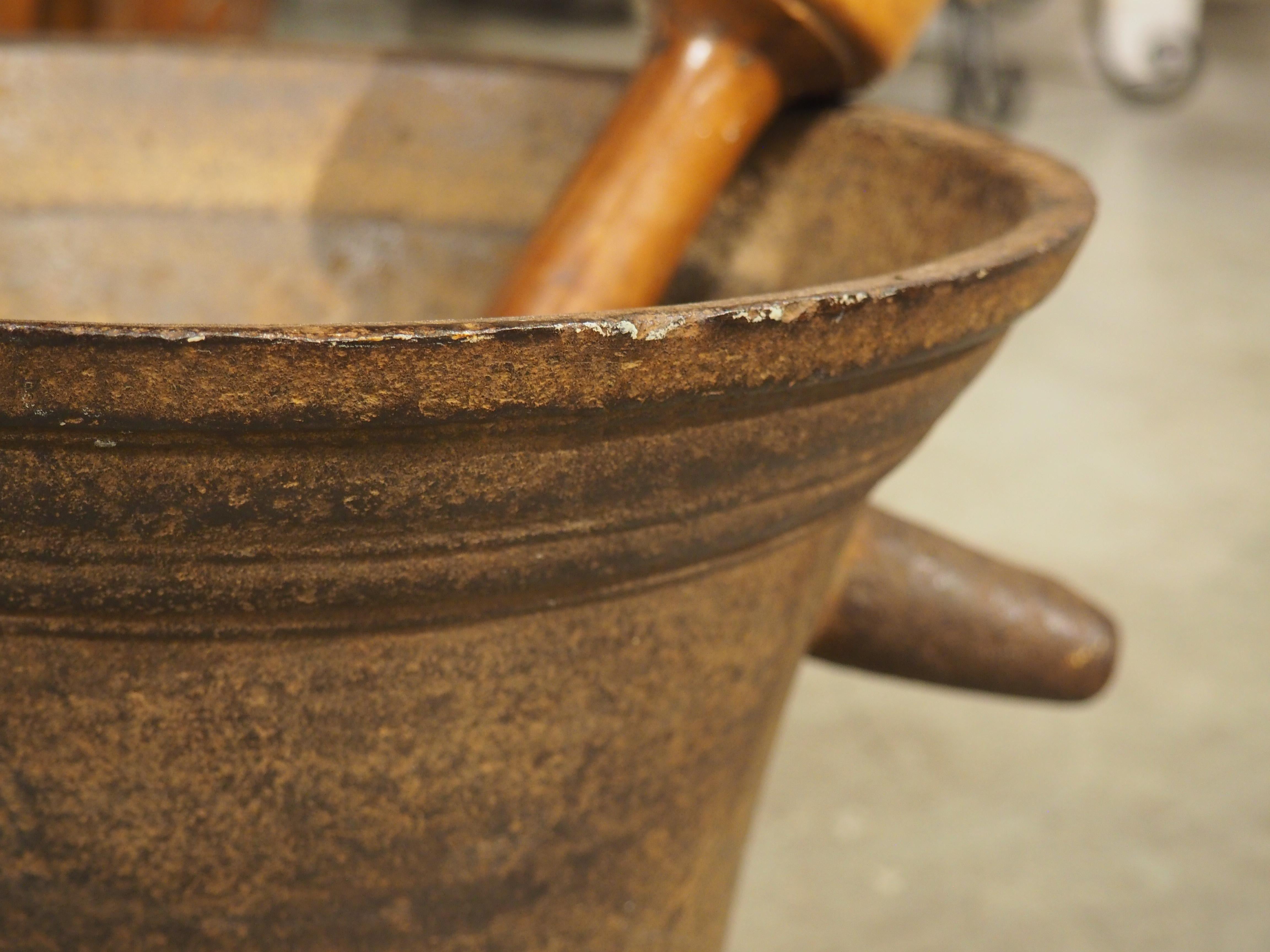 Early 19th Century Large French Antique Cast iron Mortar with Pestle, Circa 1800 For Sale