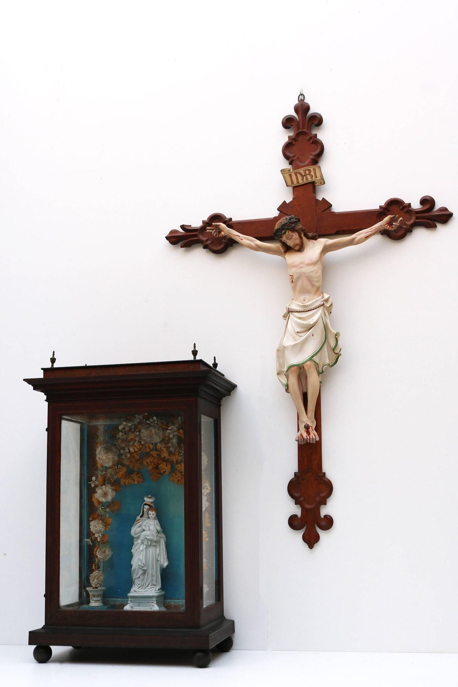 Large French Antique Christ Crucifix 19th Century Fleur De Lis Corpus Painted For Sale 1